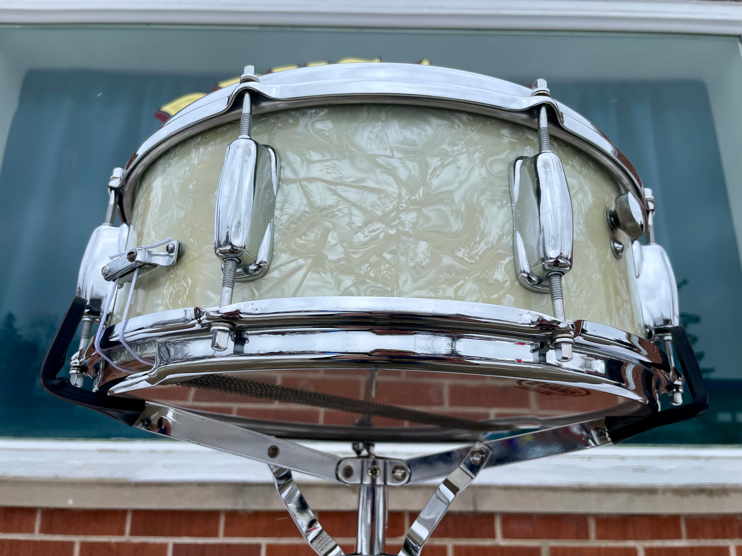 1960s Slingerland No. 146 Hollywood Ace 5.5x14 Snare Drum White Marine Pearl