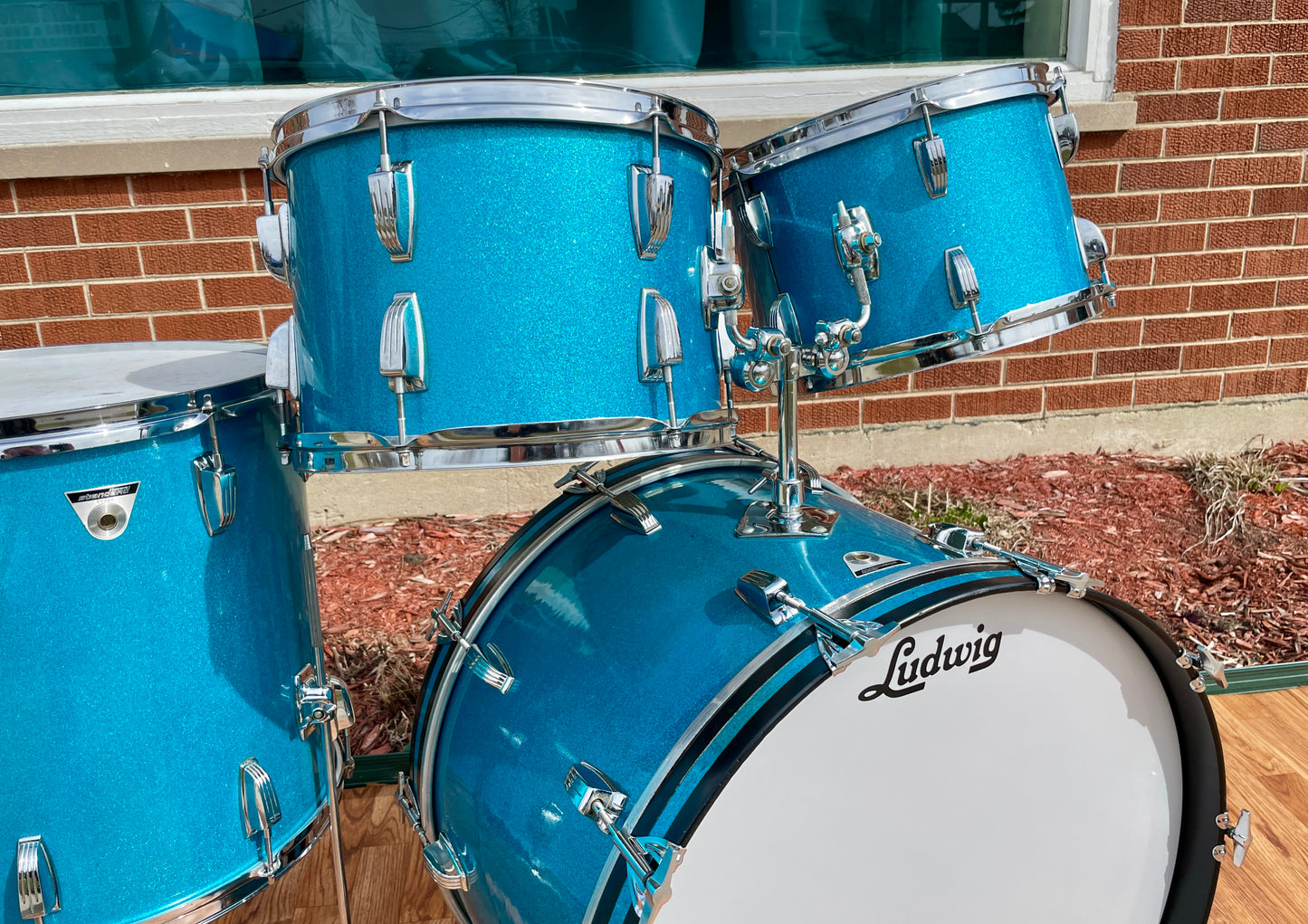 1970s Ludwig Standard S-330 Hollywood Drum Set Blue Mist Sparkle 22/12/13/16 Factory Classic Lugs