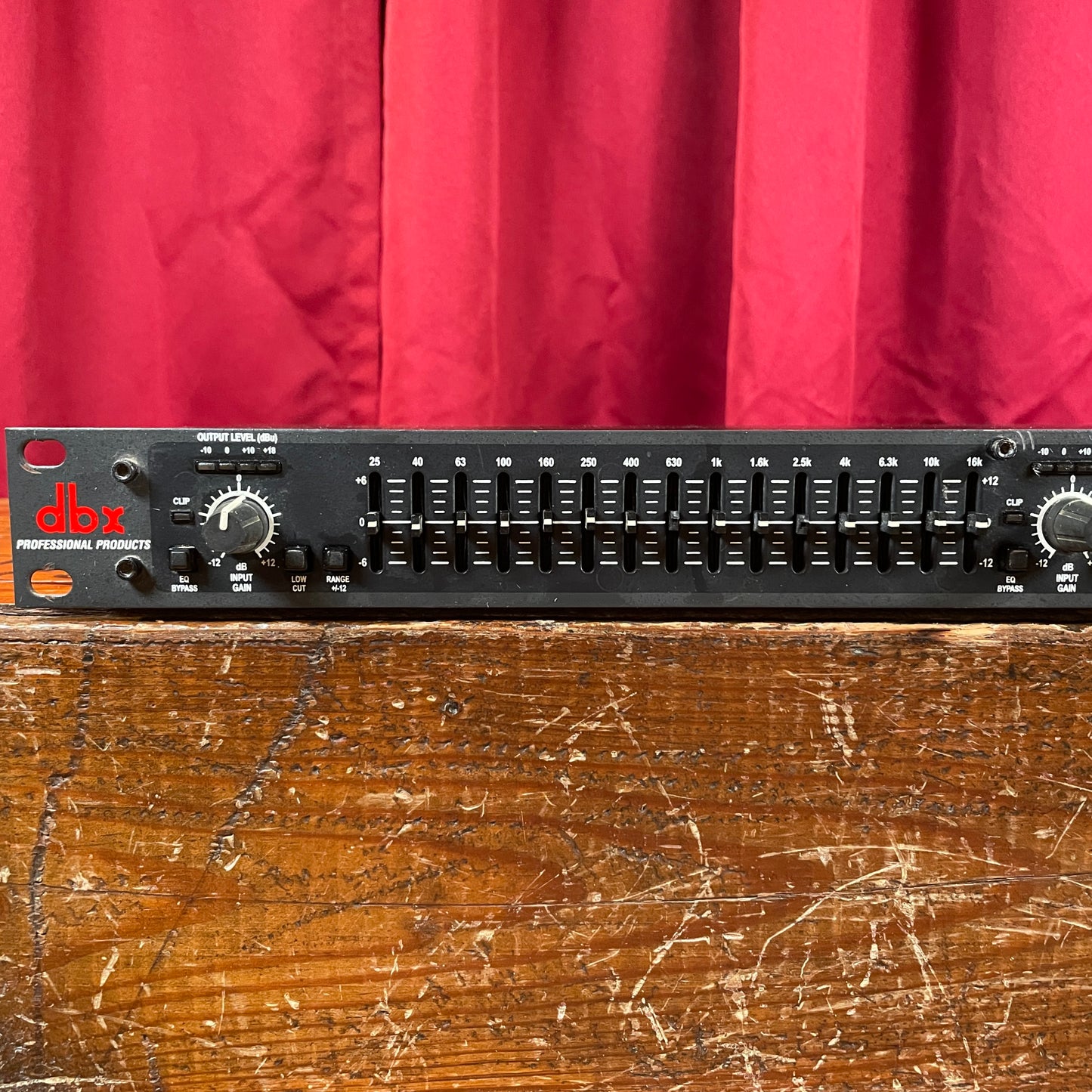 dbx 215 Dual Channel 15-Band Graphic Equalizer