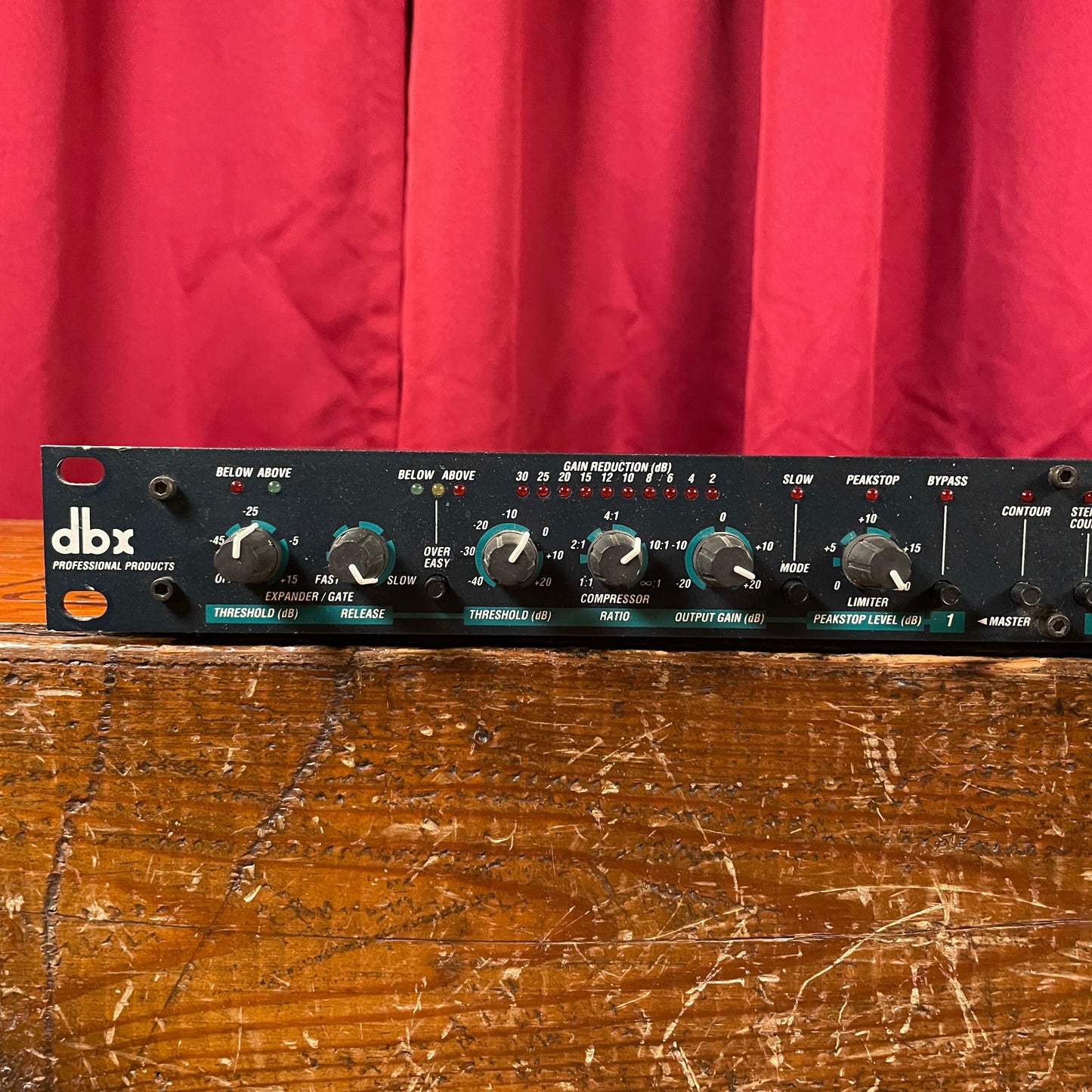 dbx 166A 2-Channel Compressor/Limiter