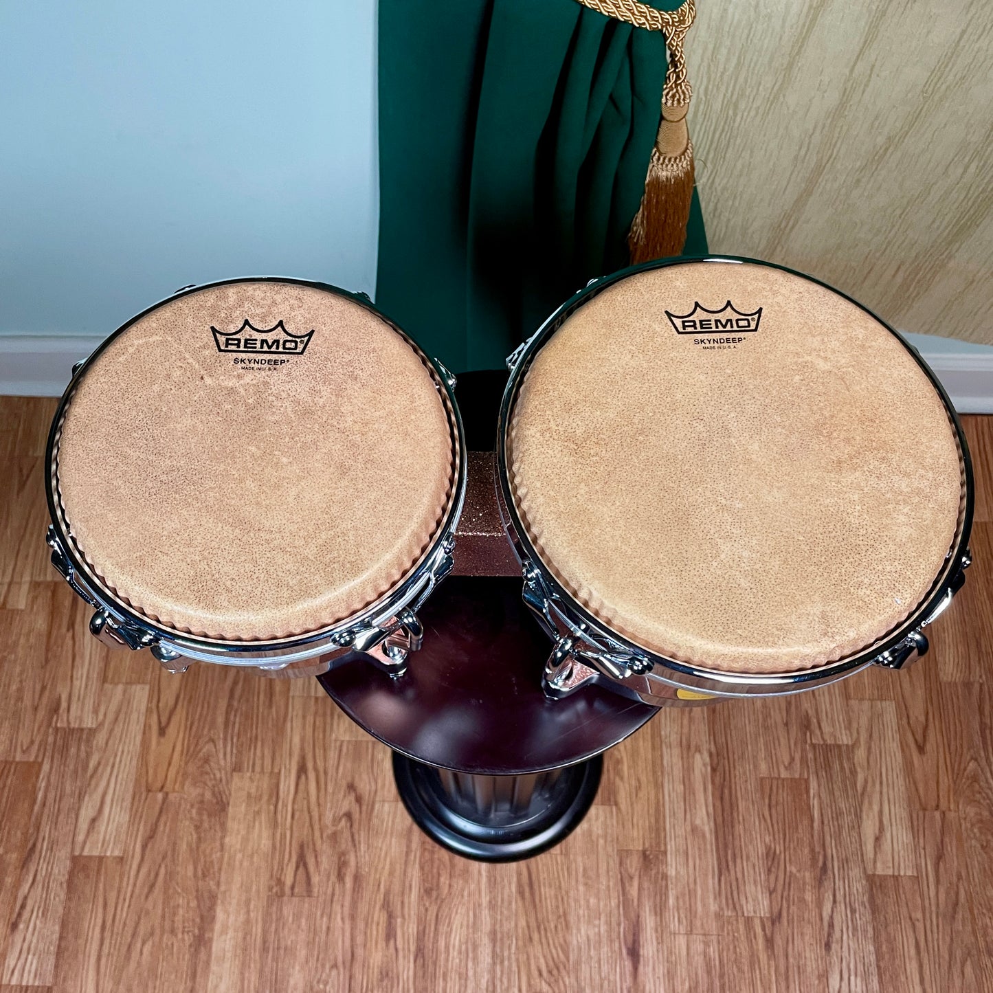 LP Latin Percussion LP200F-MC Martin Cohen Limited Edition Bongos Champagne Sparkle