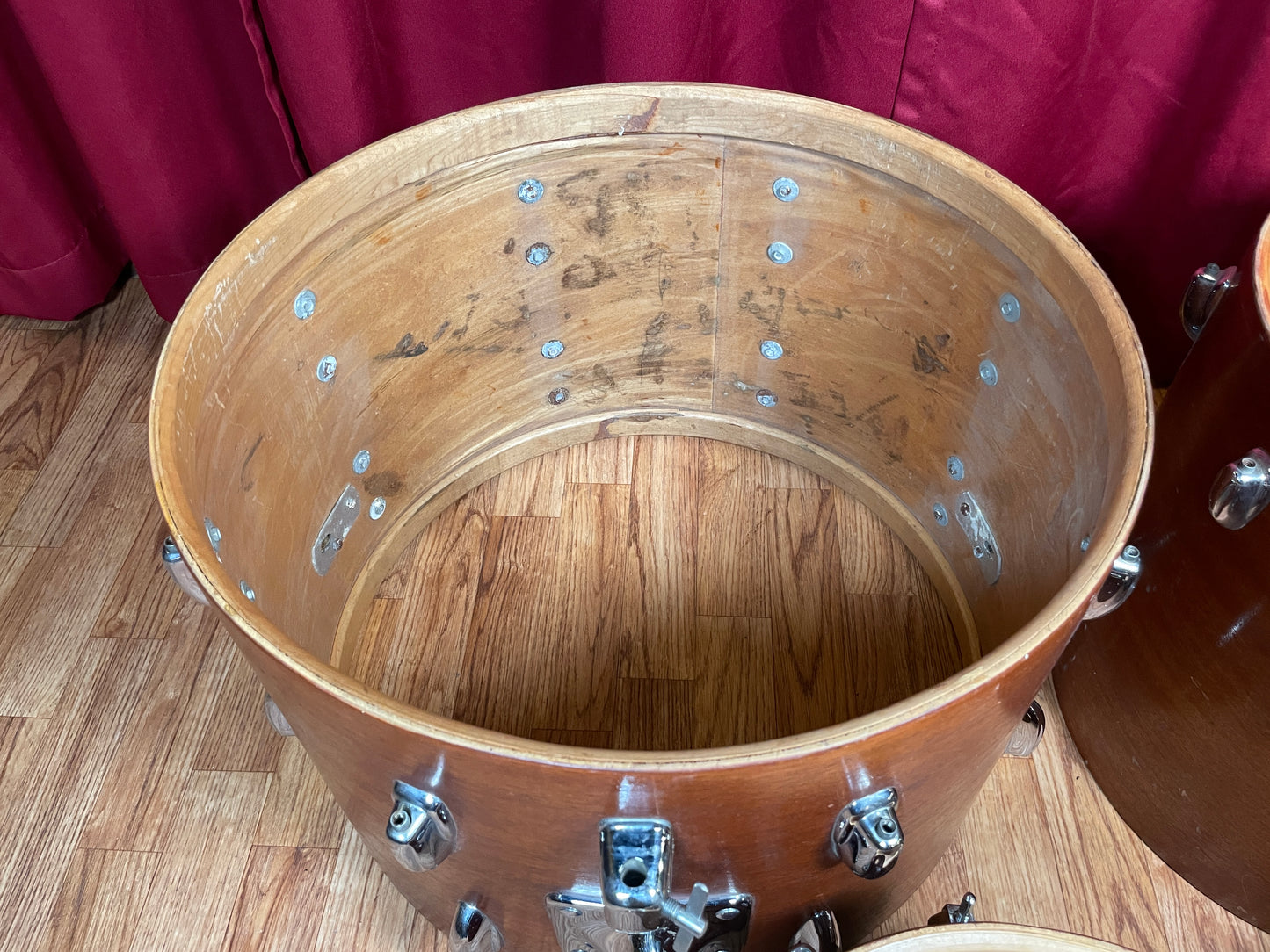 1970s Slingerland Modern Combo No. 75N Drum Set Mahogany 20/10/13/16 Concert Tom