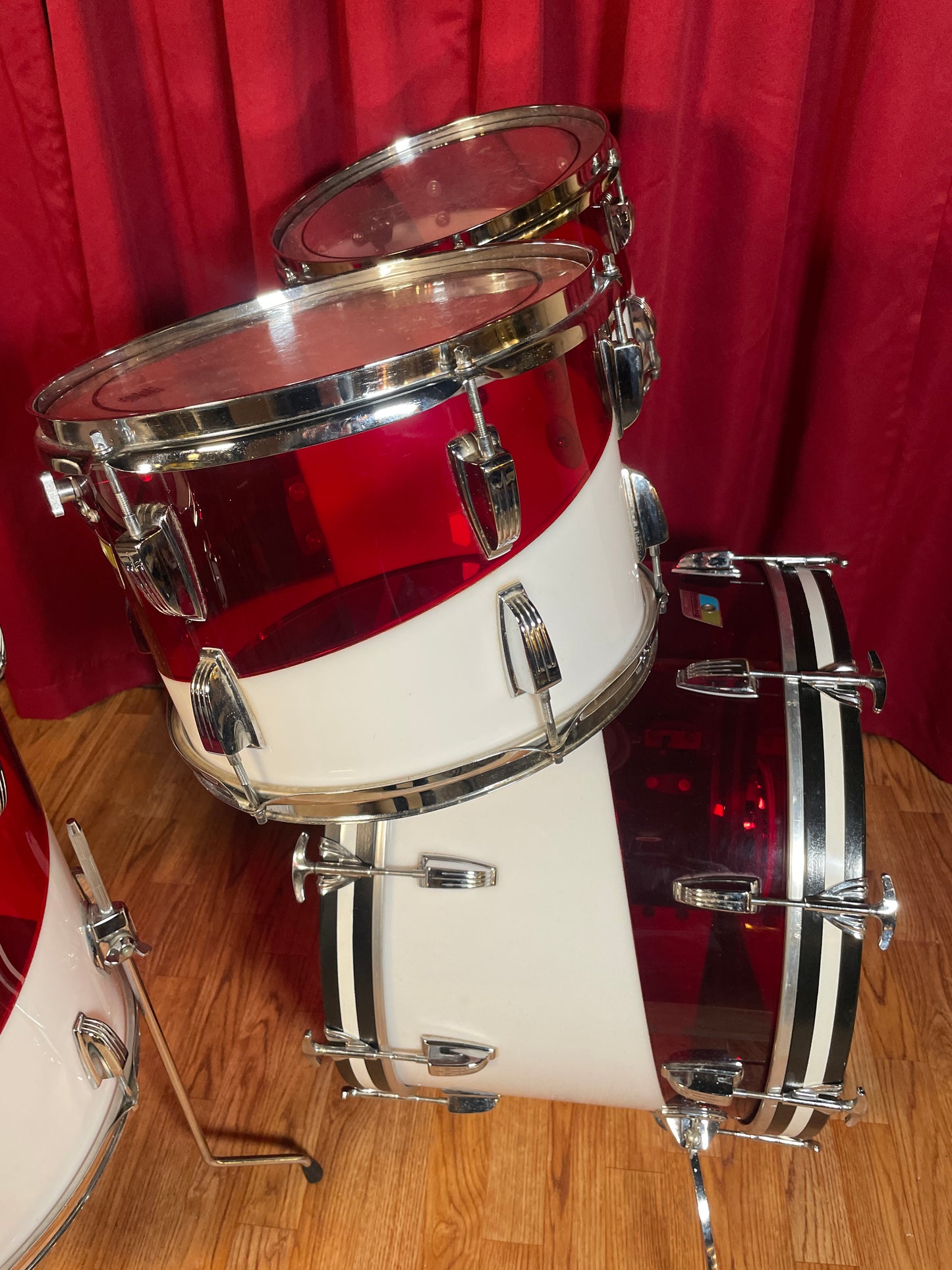 1970s Ludwig Vistalite Drum Set Red/White 2-Band Swirl Pattern E 22/12/13/16