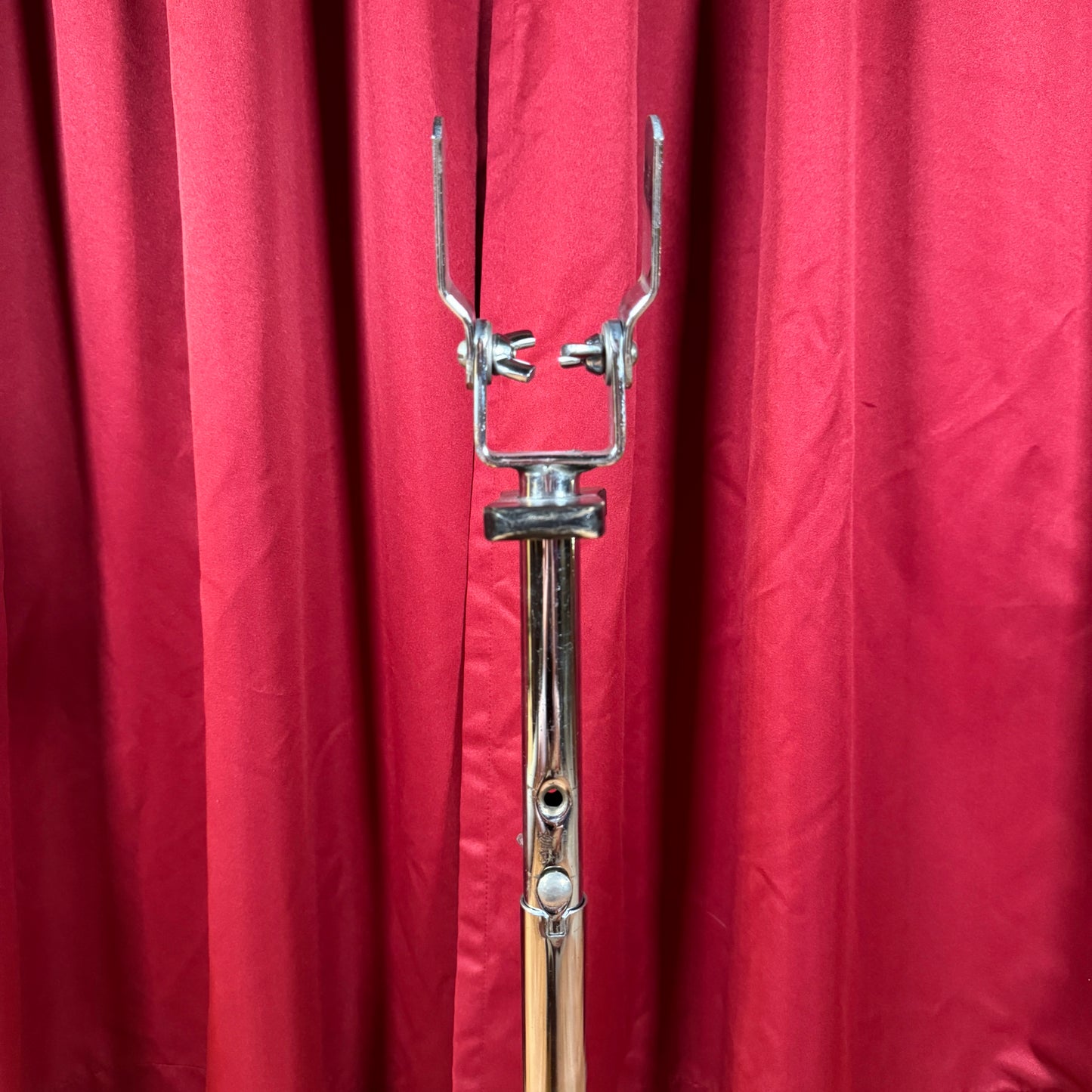 Early 1960s Ludwig No. 1345 All-Angle Dual Tom Drum Stand Blue Note Set