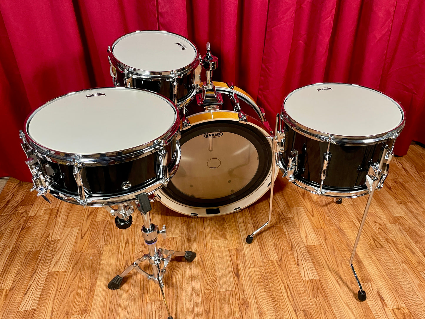 Yamaha SBP0F4H Stage Custom Hip 4pc Drum Set Raven Black