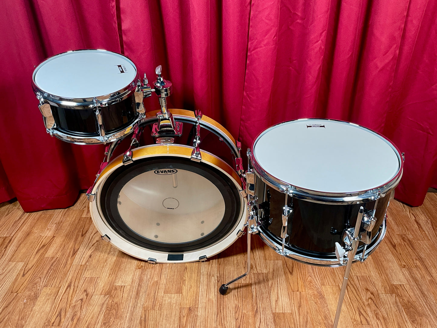 Yamaha SBP0F4H Stage Custom Hip 4pc Drum Set Raven Black