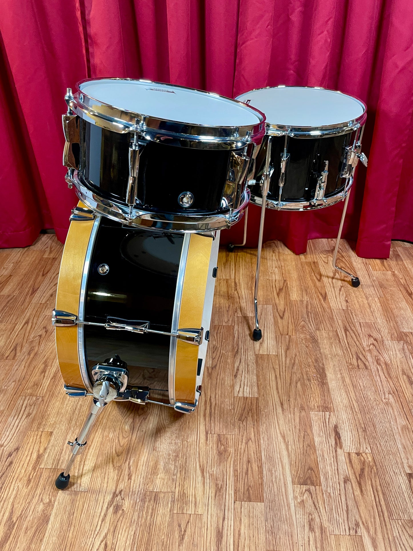 Yamaha SBP0F4H Stage Custom Hip 4pc Drum Set Raven Black