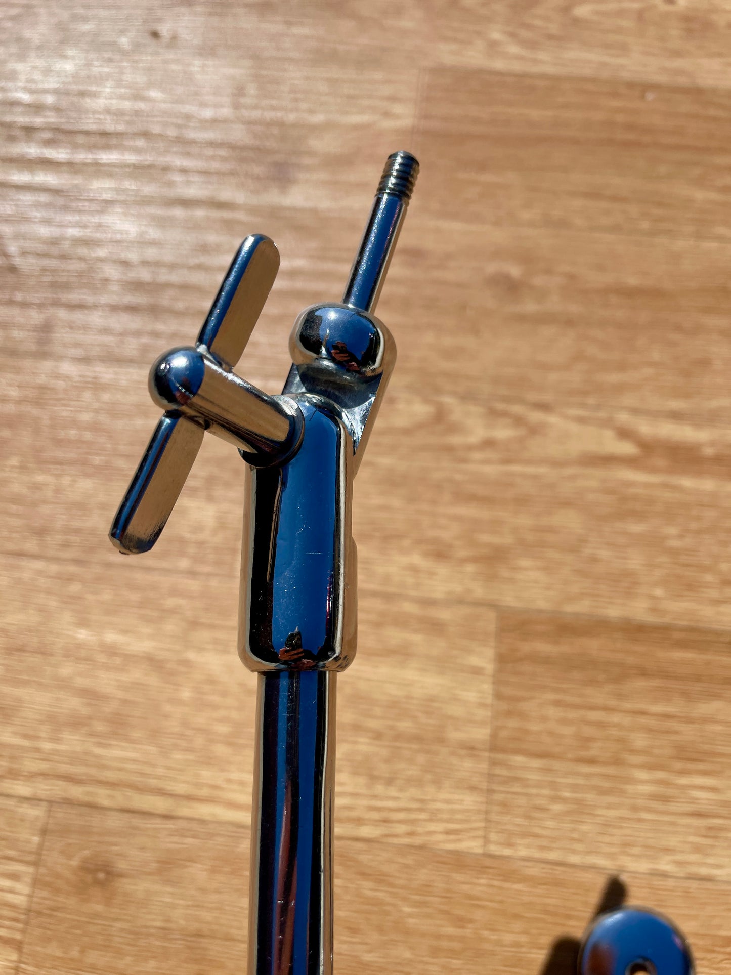 1970s Slingerland No. 599 Adjustable L-Arm Cymbal Holder Chrome