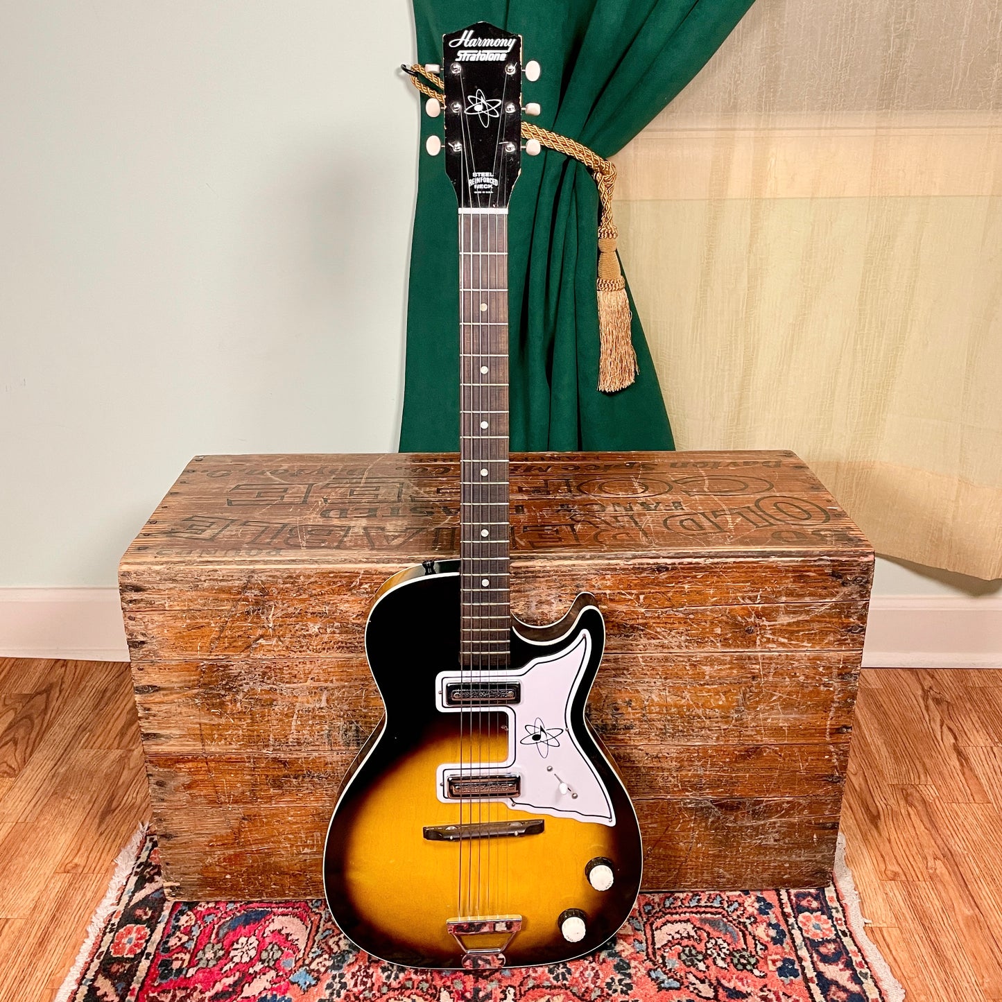 1960s Harmony H46 Stratotone "Mars" Electric Guitar Sunburst