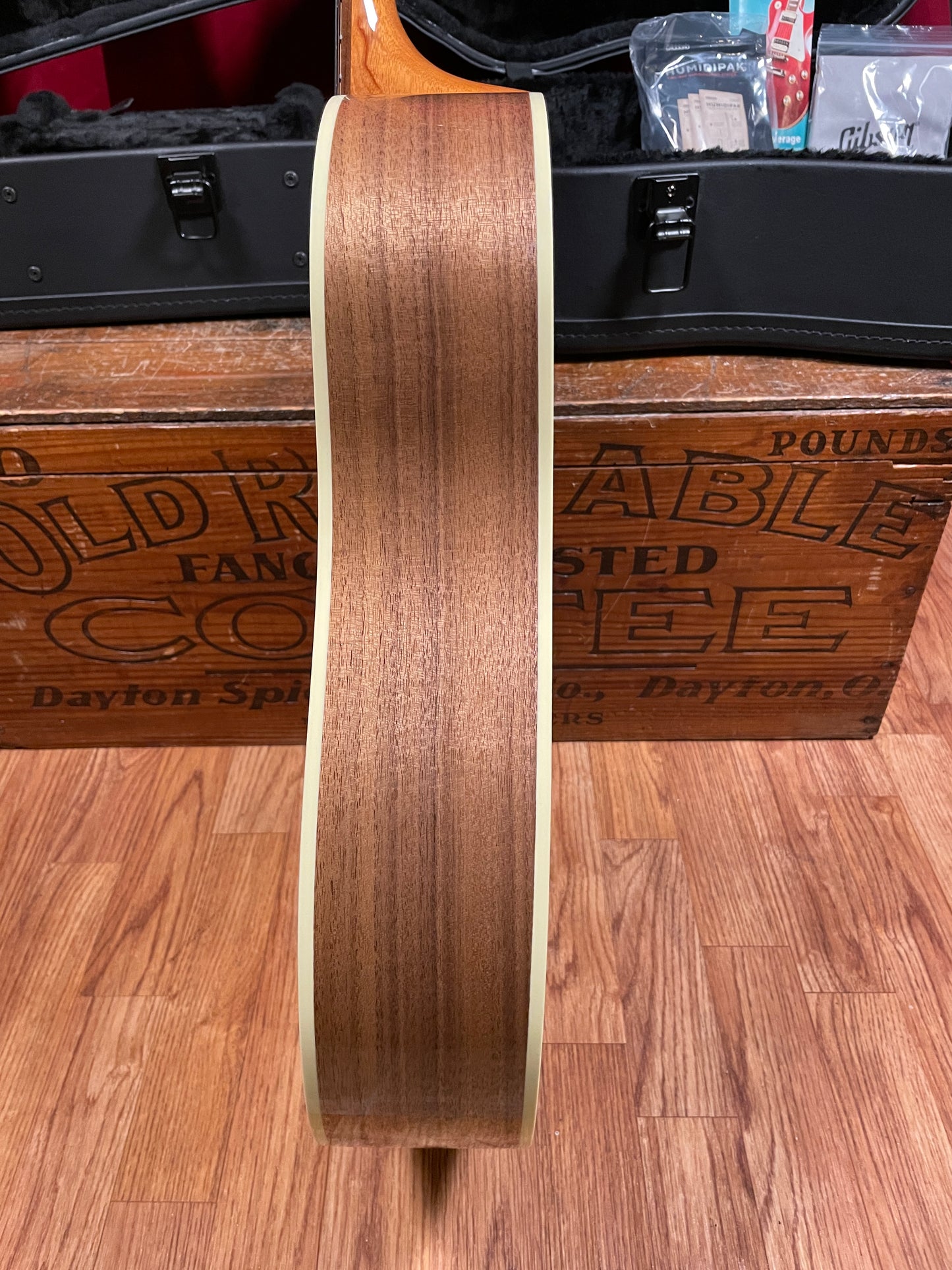 2022 Gibson J-45 Studio Walnut Acoustic Guitar Antique Natural w/ OHSC