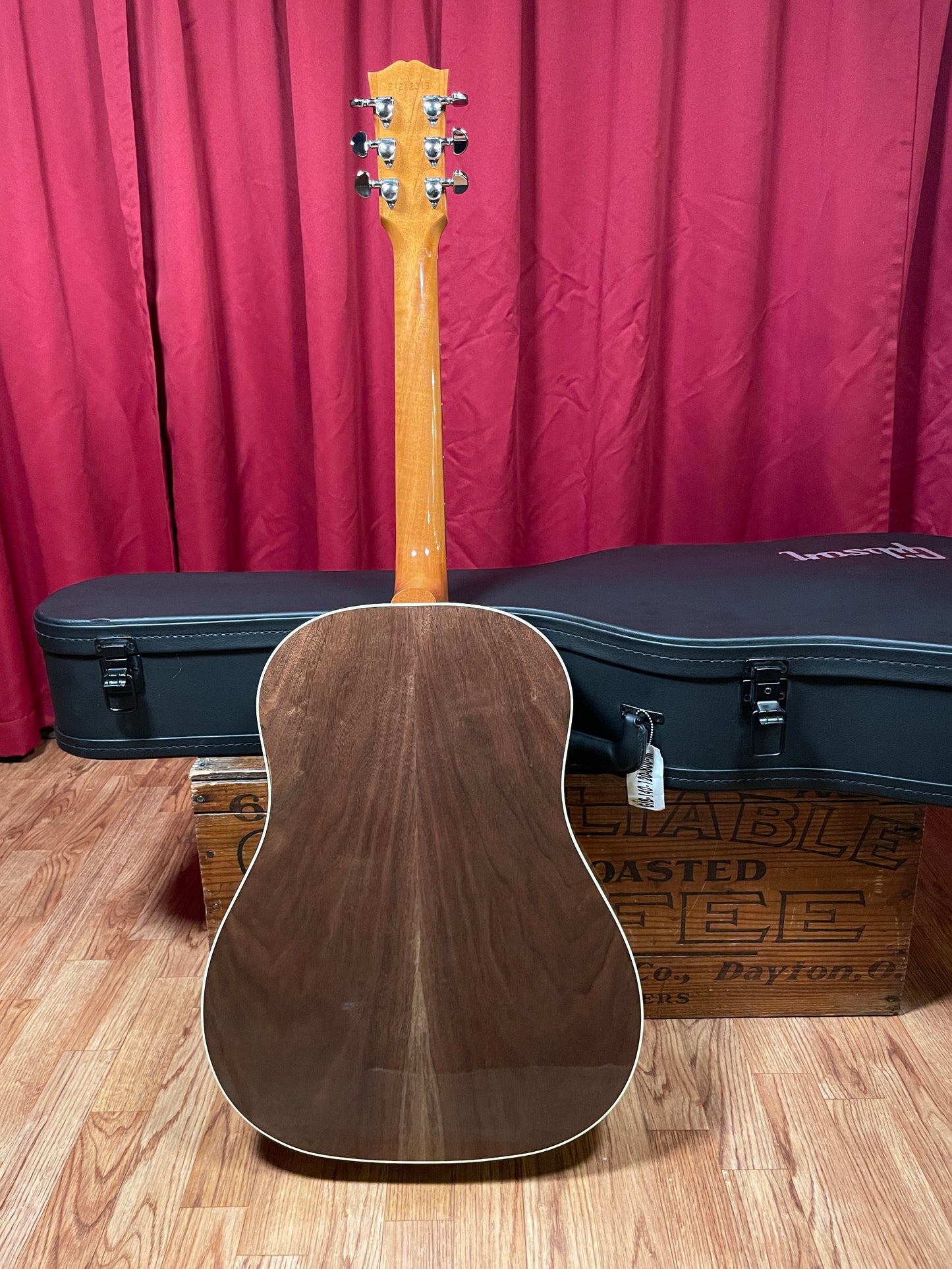 2022 Gibson J-45 Studio Walnut Acoustic Guitar Antique Natural w/ OHSC