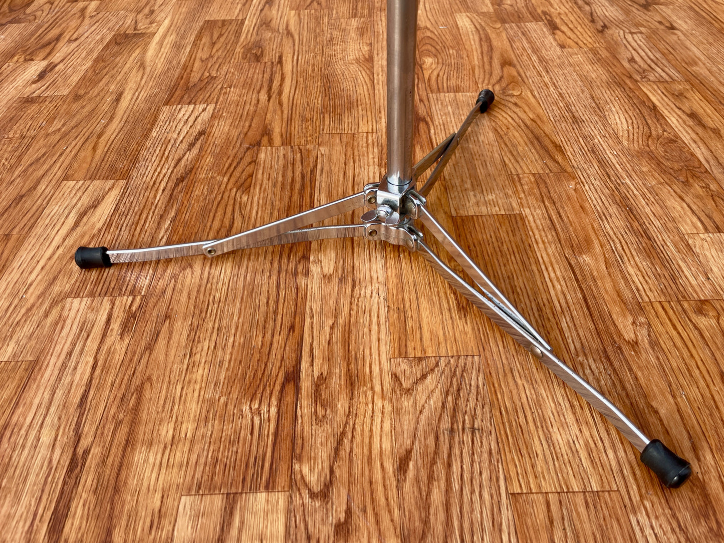 1960s Ludwig No. 1400 Straight Flat Base Cymbal Stand