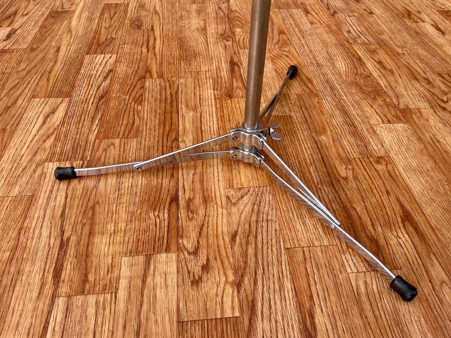 1960s Ludwig No. 1400 Straight Flat Base Cymbal Stand