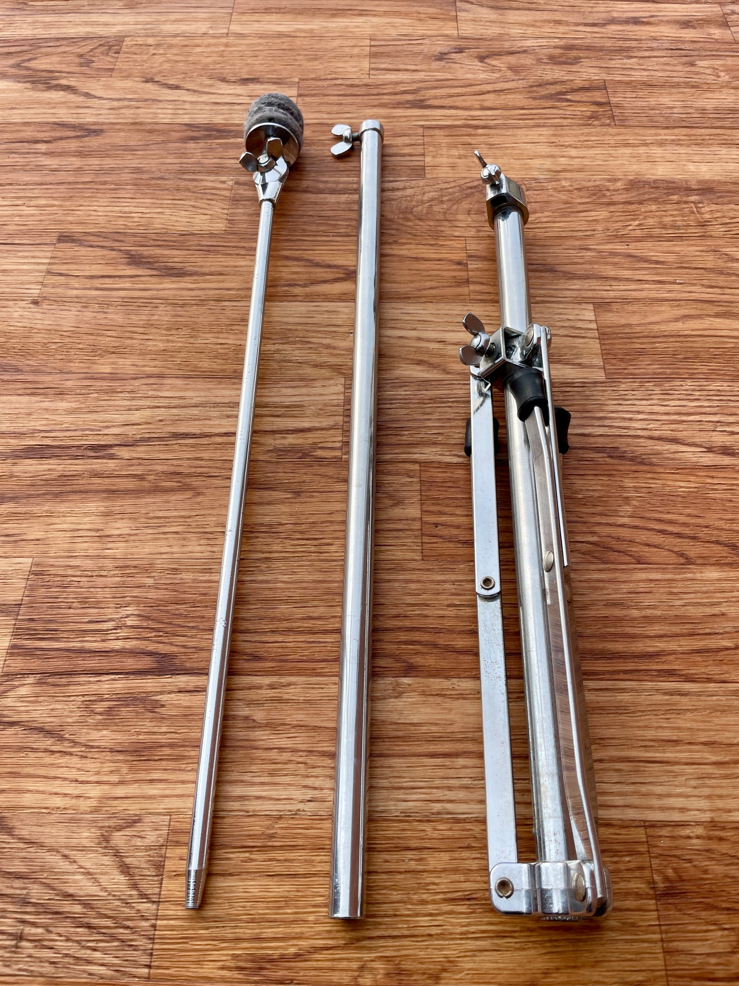 1960s Ludwig No. 1400 Straight Flat Base Cymbal Stand