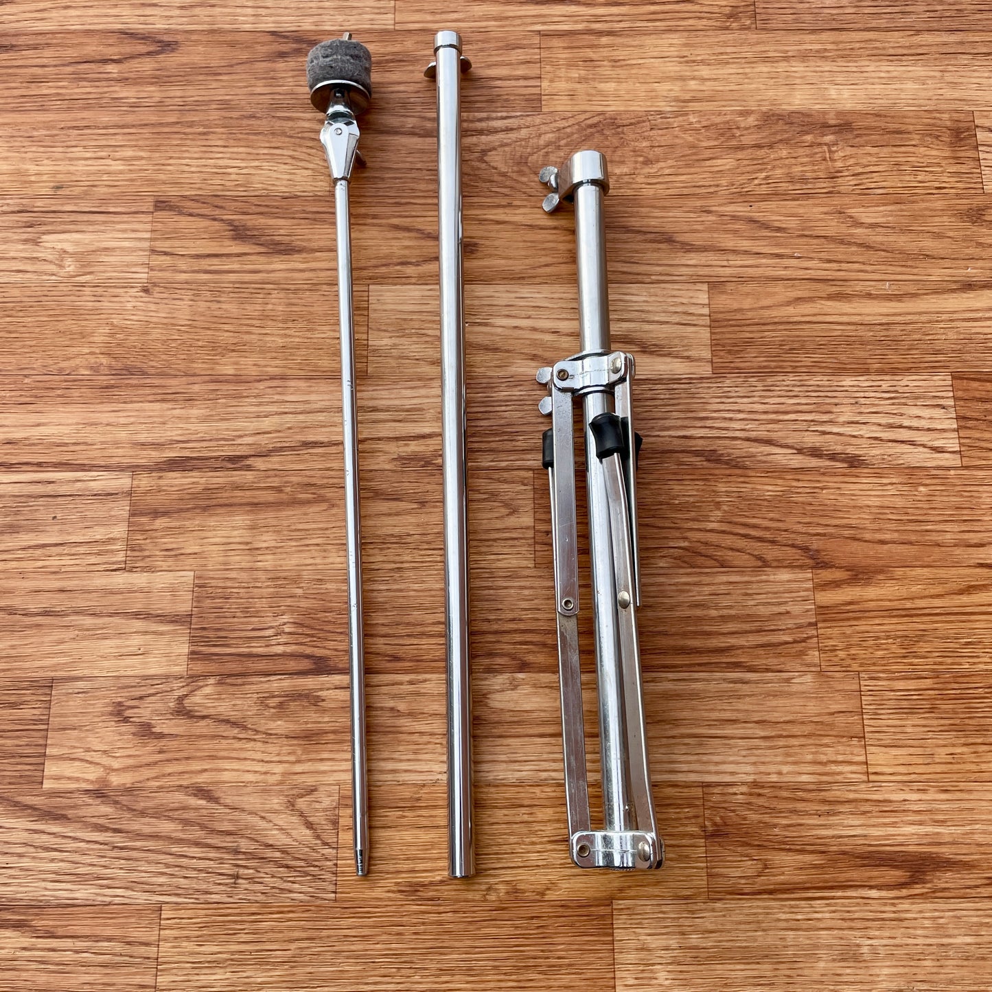 1960s Ludwig No. 1400 Straight Flat Base Cymbal Stand