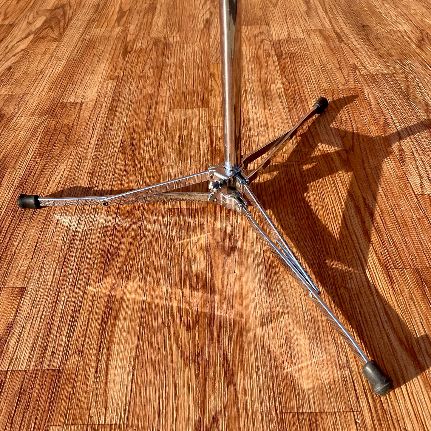 1960s Ludwig No. 1400 Straight Flat Base Cymbal Stand