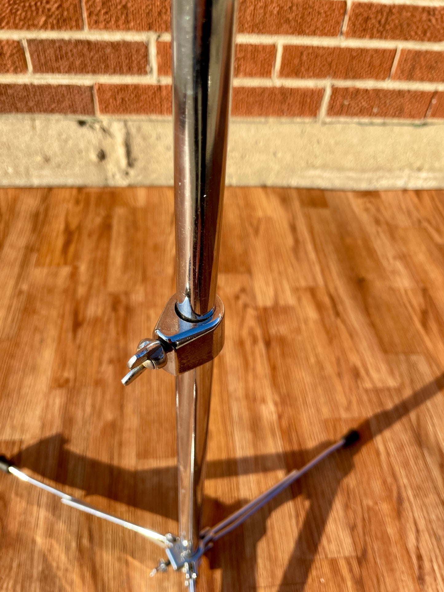 1960s Ludwig No. 1400 Straight Flat Base Cymbal Stand