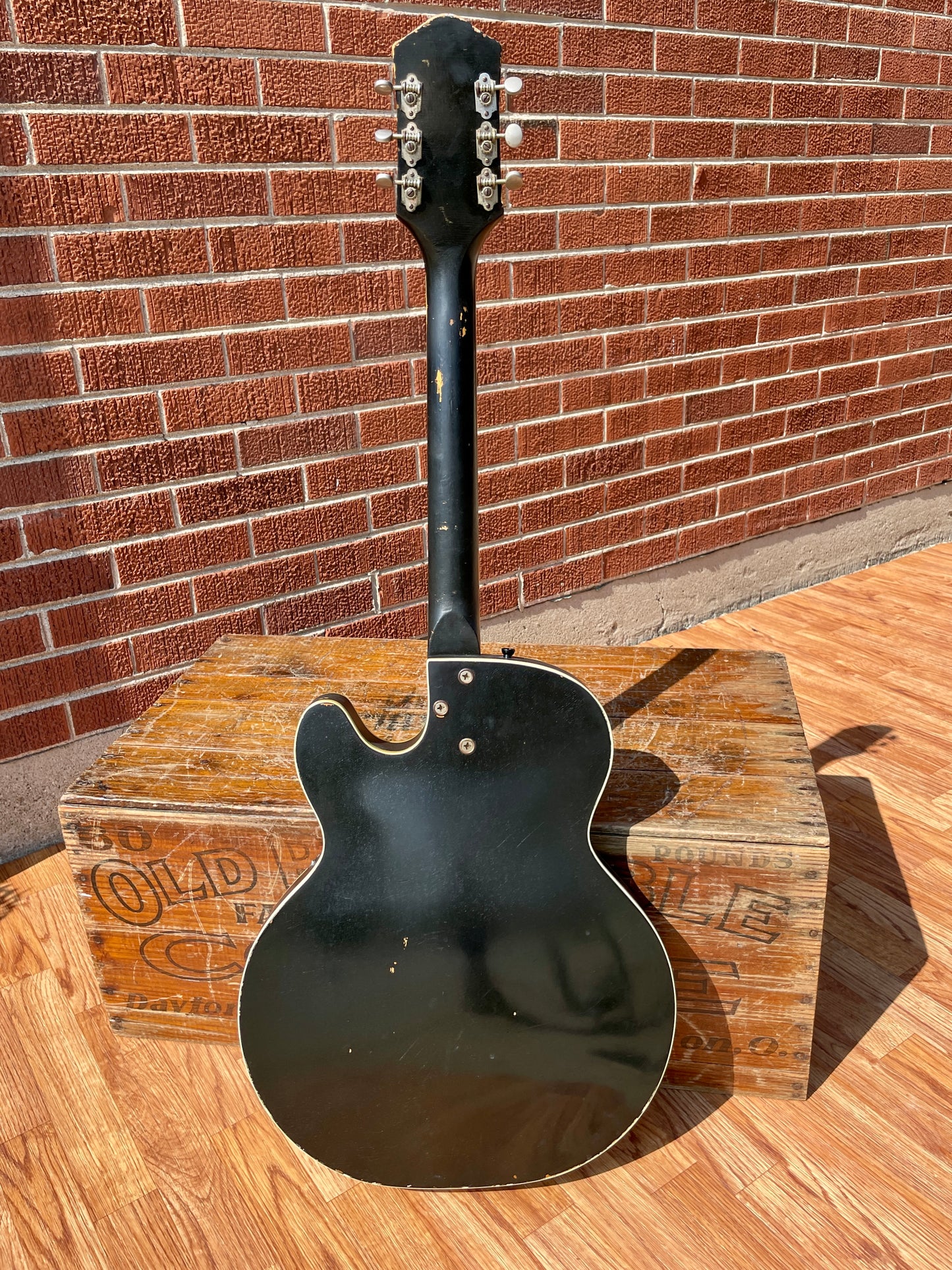 1960s Silvertone Model 1446 Chris Isaak Electric Guitar Black