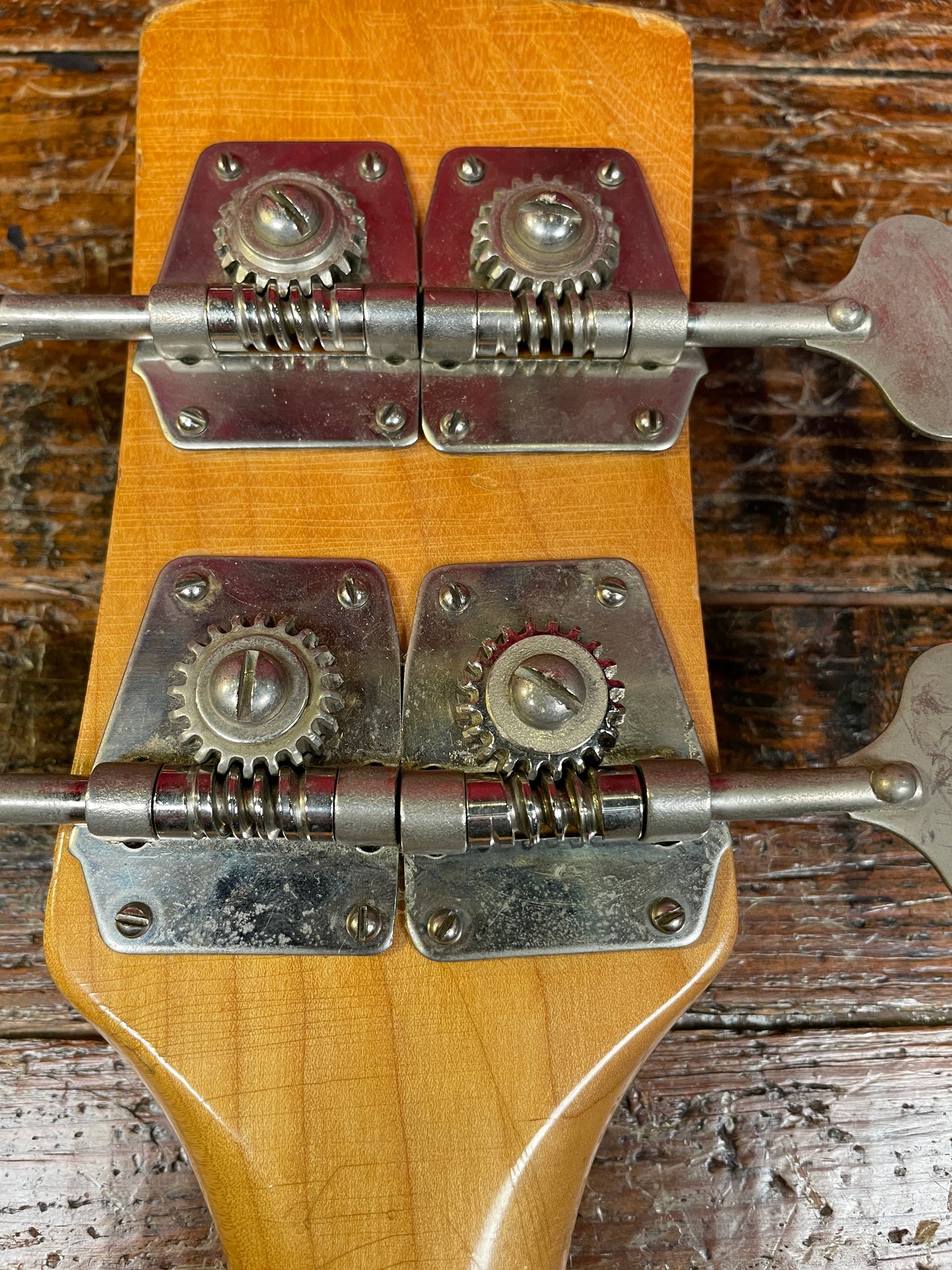 1960s Magnatone Bass Guitar Headstock