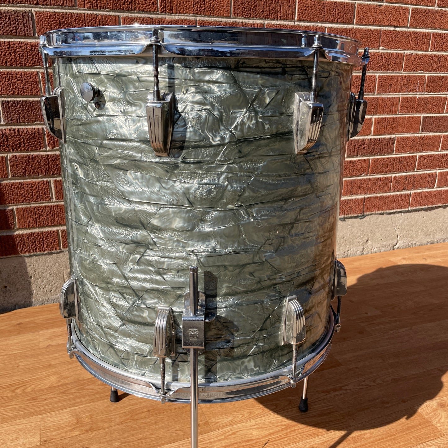 1960 Ludwig Super Classic 16x16 Trans Badge Floor Tom Sky Blue Pearl