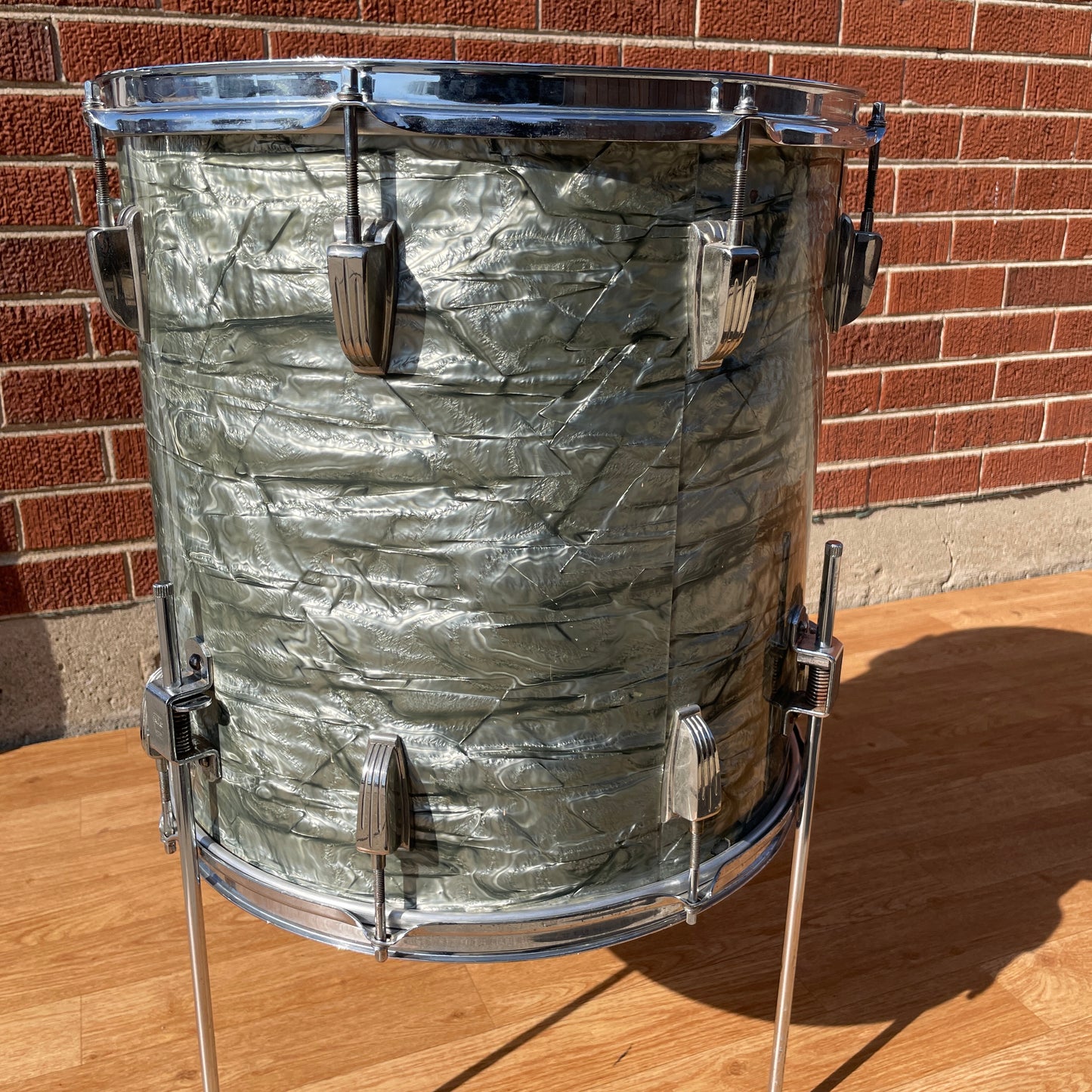 1960 Ludwig Super Classic 16x16 Trans Badge Floor Tom Sky Blue Pearl