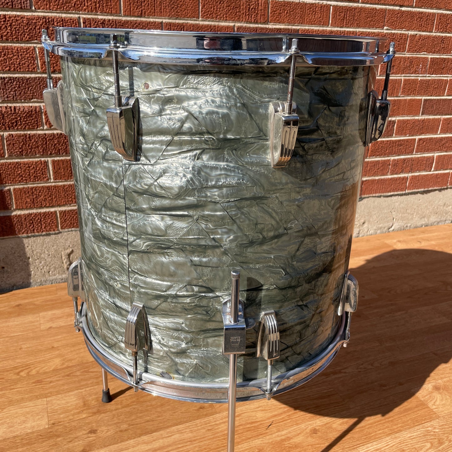 1960 Ludwig Super Classic 16x16 Trans Badge Floor Tom Sky Blue Pearl