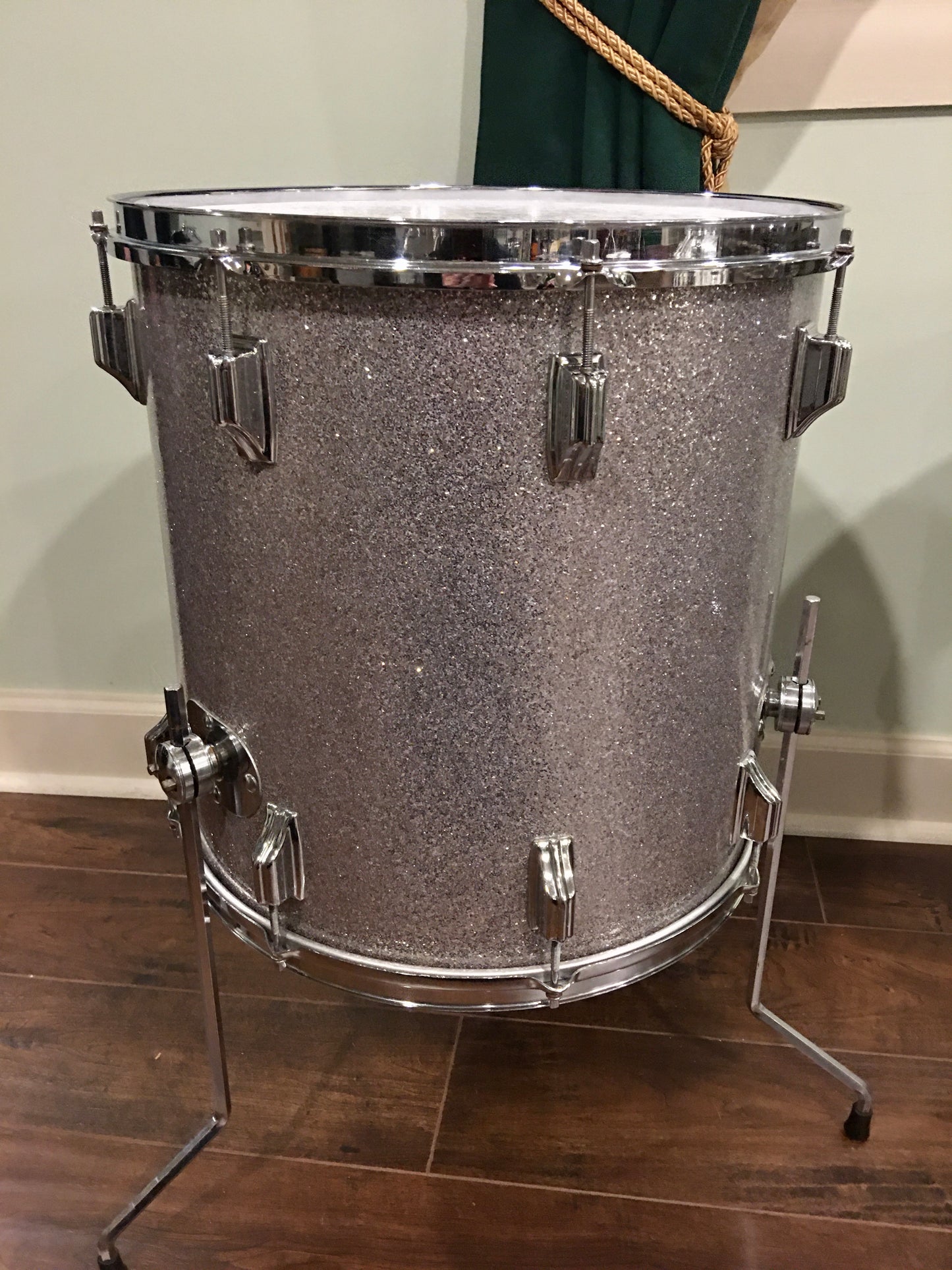 1960s Rogers Cleveland Holiday 16x16 Floor Tom Silver Glass Glitter Sparkle