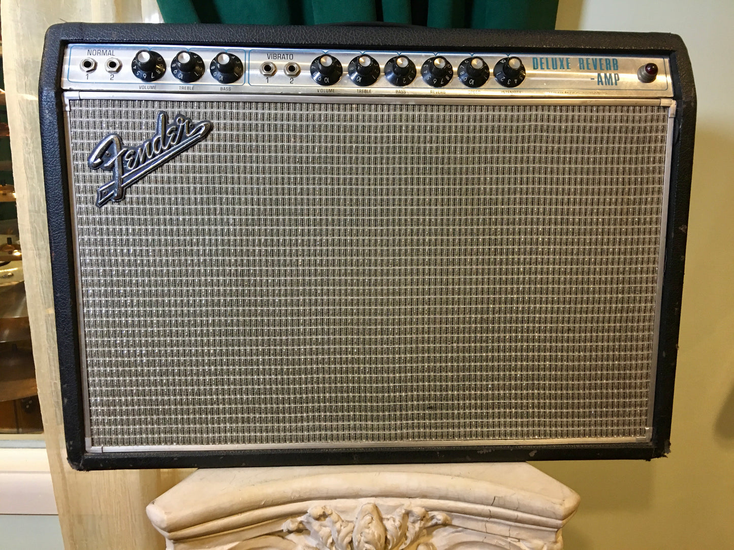 1969 Fender Deluxe Reverb Guitar Amplifier AB763