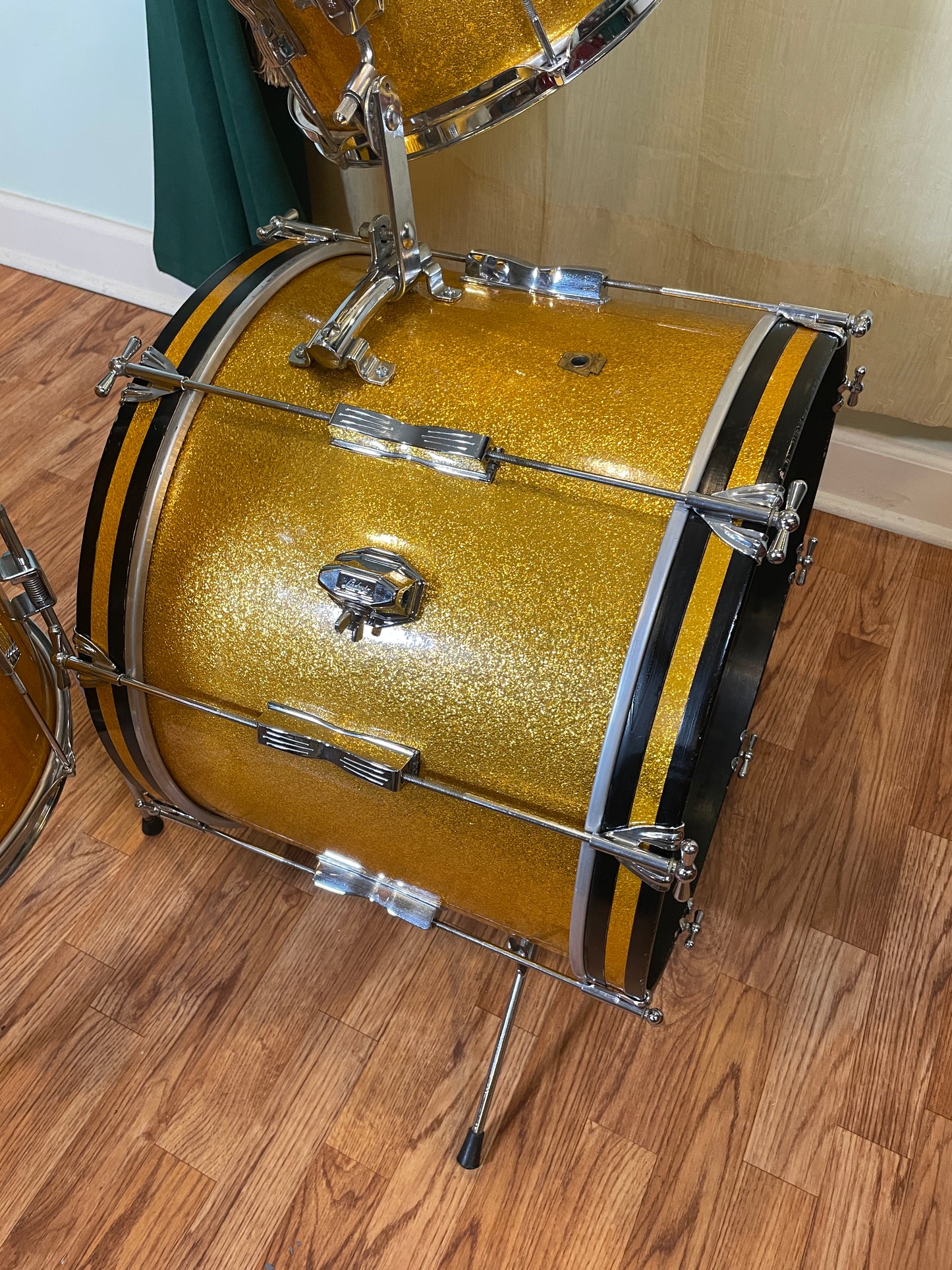 1966 Ludwig Club Date Drum Set Gold Sparkle 20/12/14/5x14