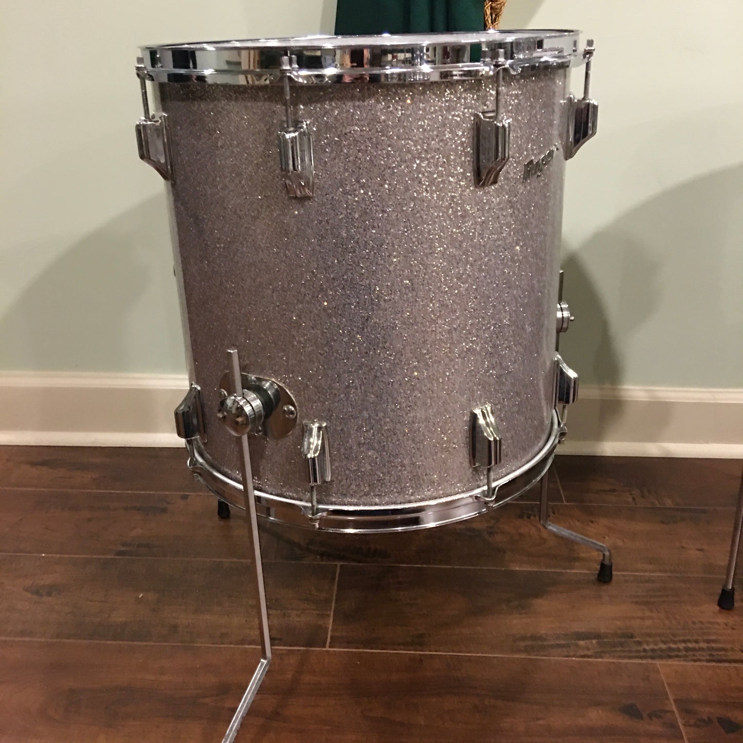 1960s Rogers Cleveland Holiday 16x16 Floor Tom Silver Glass Glitter Sparkle