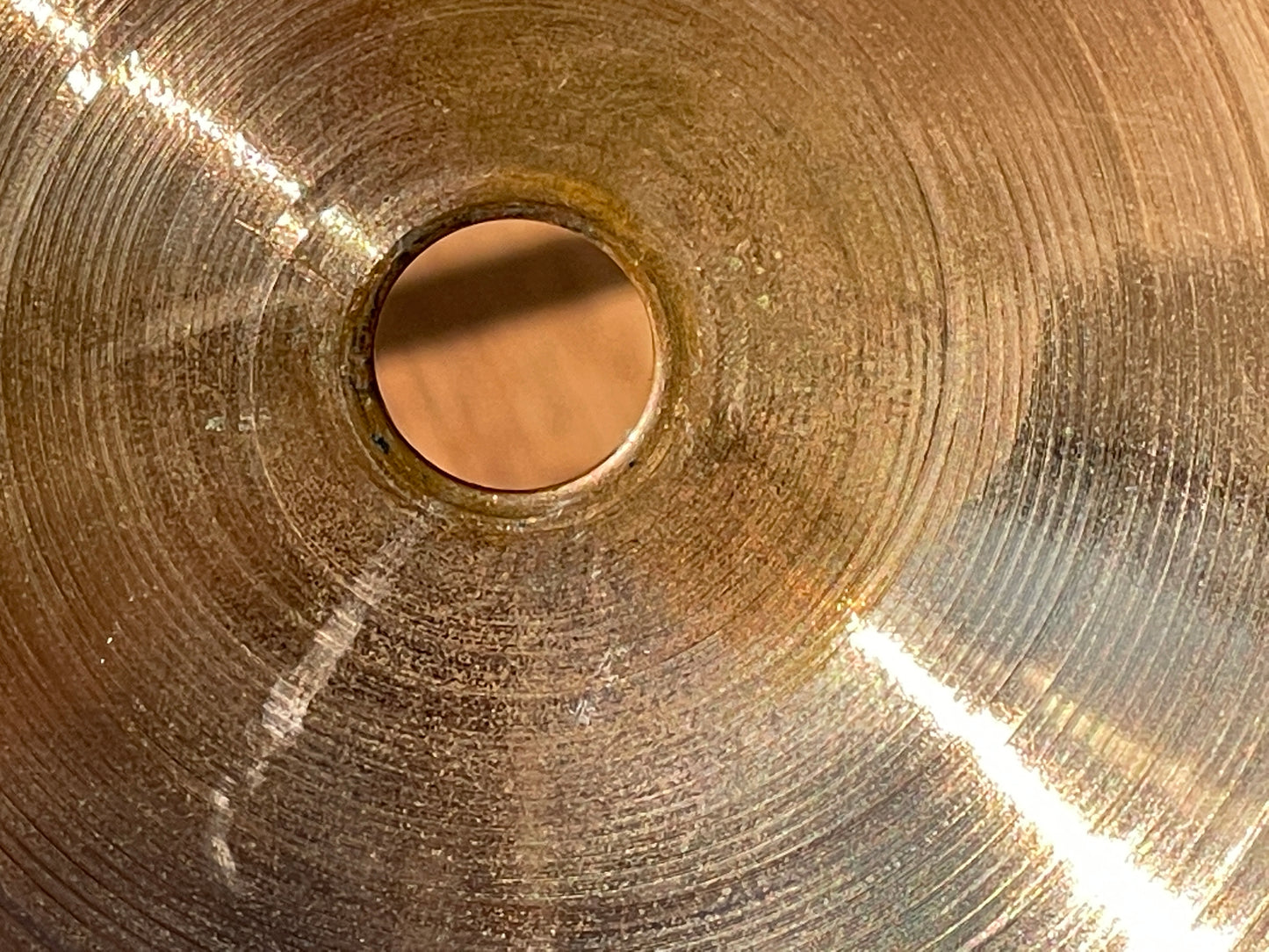1985 18" Paiste 2002 Medium Crash Cymbal 1532g