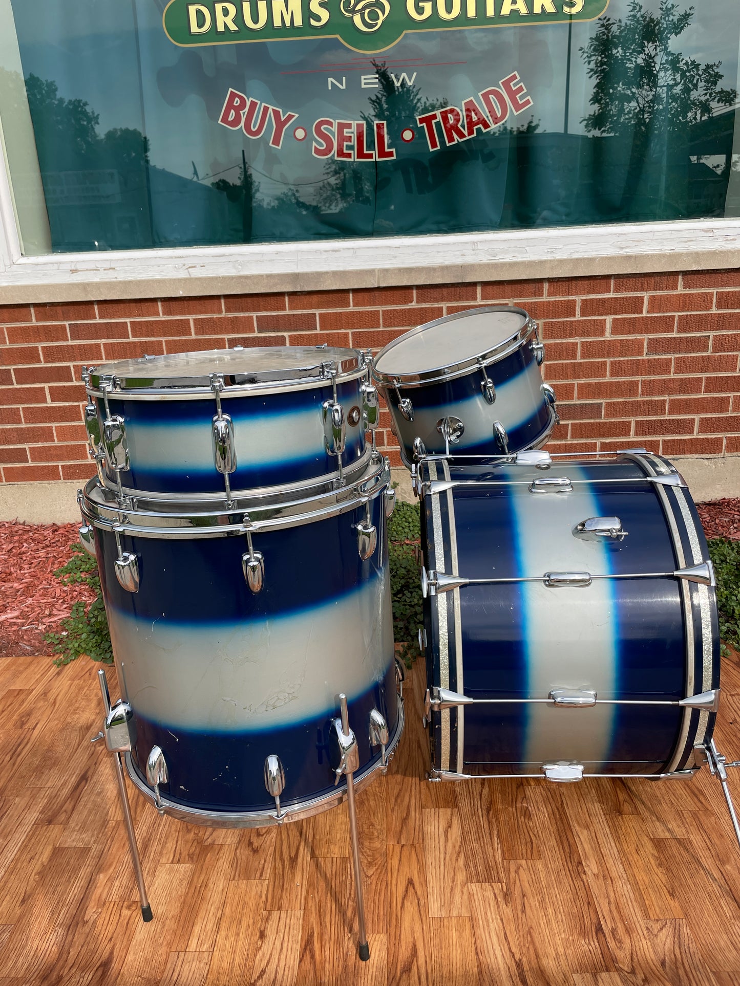 1960s Slingerland Blue & Silver Duco Drum Set 22/13/16/5.5x14