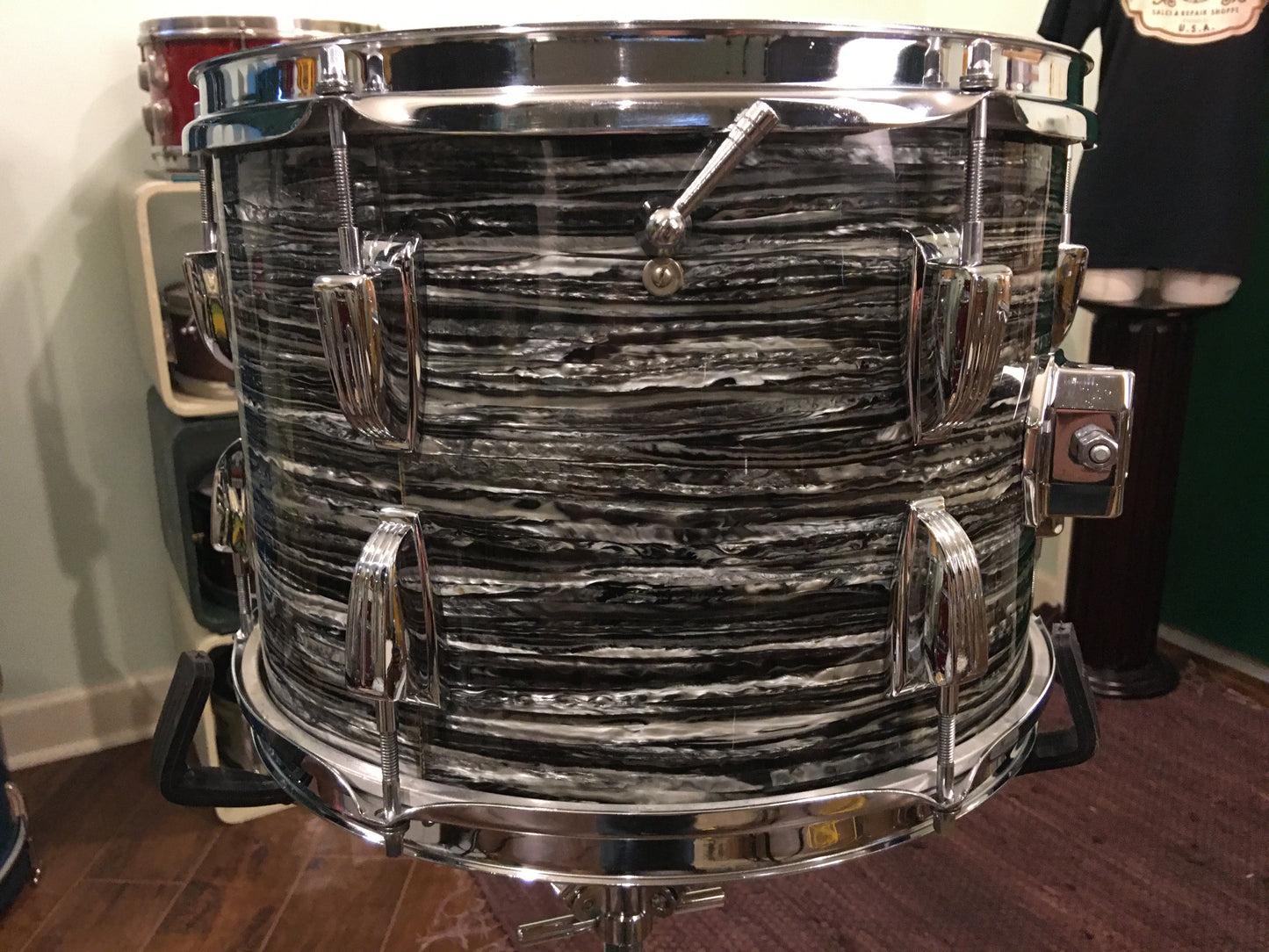 1967 Ludwig 9x13 Oyster Black Pearl Super Classic Tom Drum