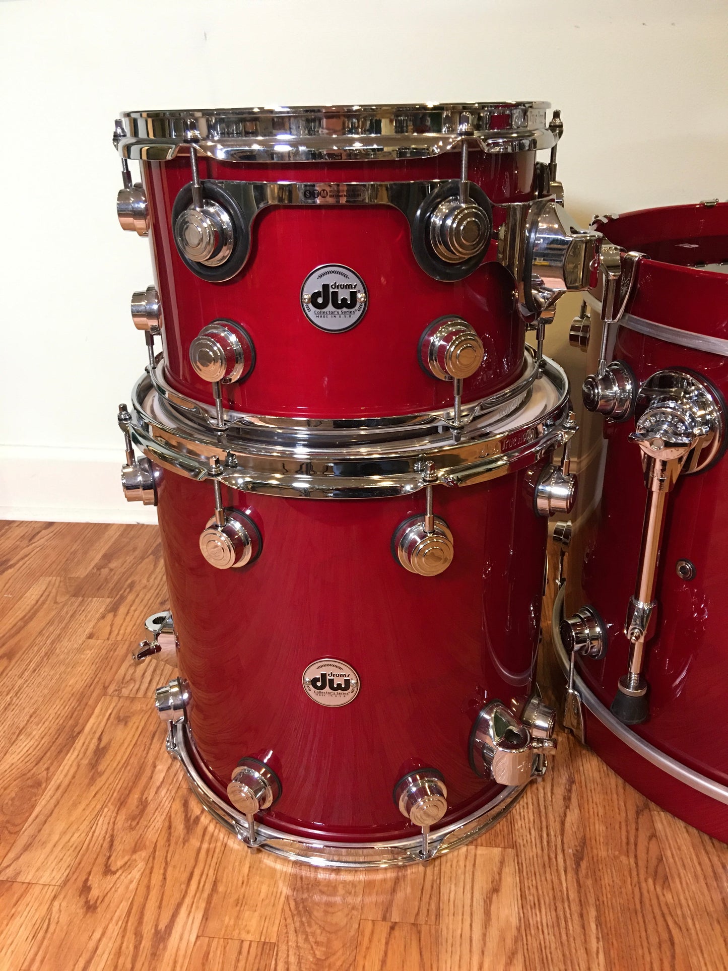 DW Collector's Series Maple Standard 4pc Drum Set Matador Red Lacquer 20/10/12/14