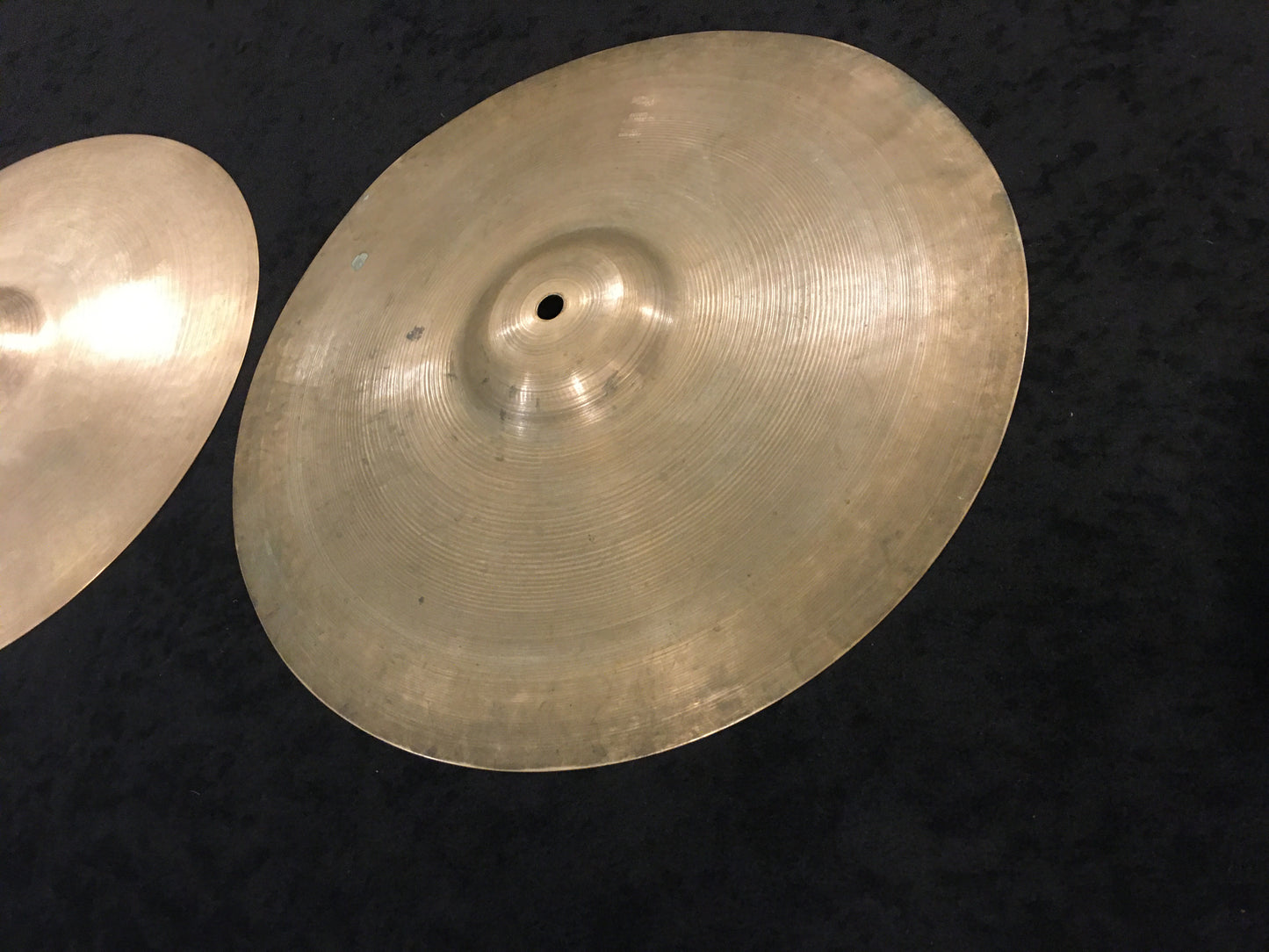 14" (13.75") Zildjian A 1940s Pre-Trans (2nd) Stamp Hi-Hat Cymbals 602g/596g #667 *Sound File*