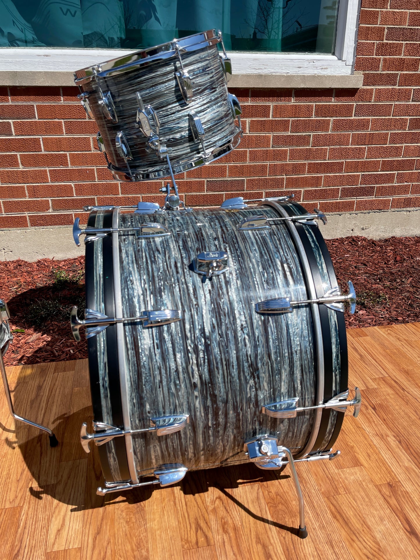 1968 Ludwig Super Classic Drum Set Oyster Blue Pearl 22/13/16