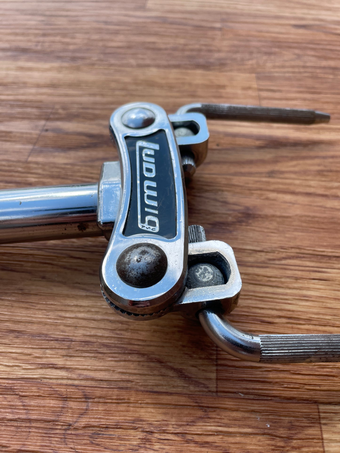 1970s Ludwig No. 781-2 Short Double Tom Post Holder Hollywood Big Beat