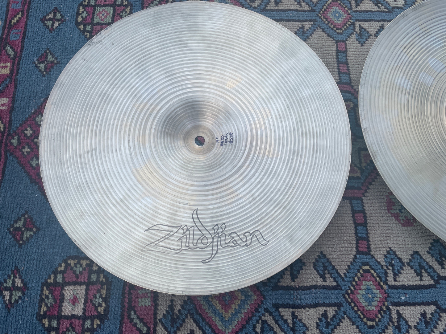 1970s Zildjian A New Beat Hi-Hat Pair 1094g/1424g #830