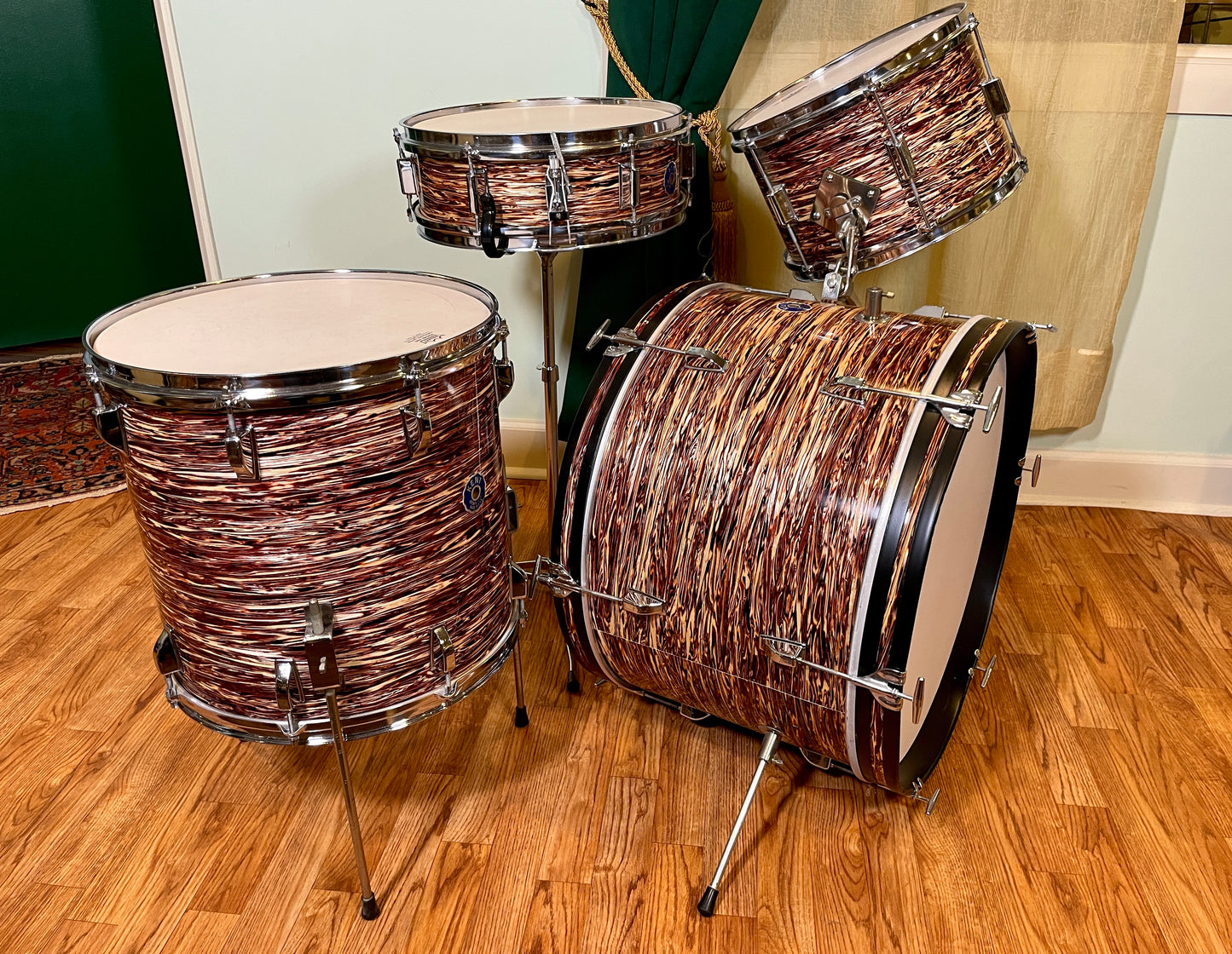 Vintage Kent Drum Set Raspberry Swirl 22/13/15/5x14 *Video Demo*