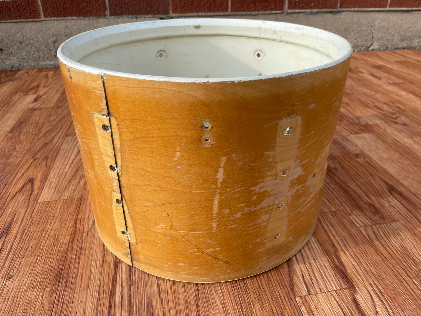 1970s Ludwig 9x13 Thermogloss Tom Drum Shell Natural