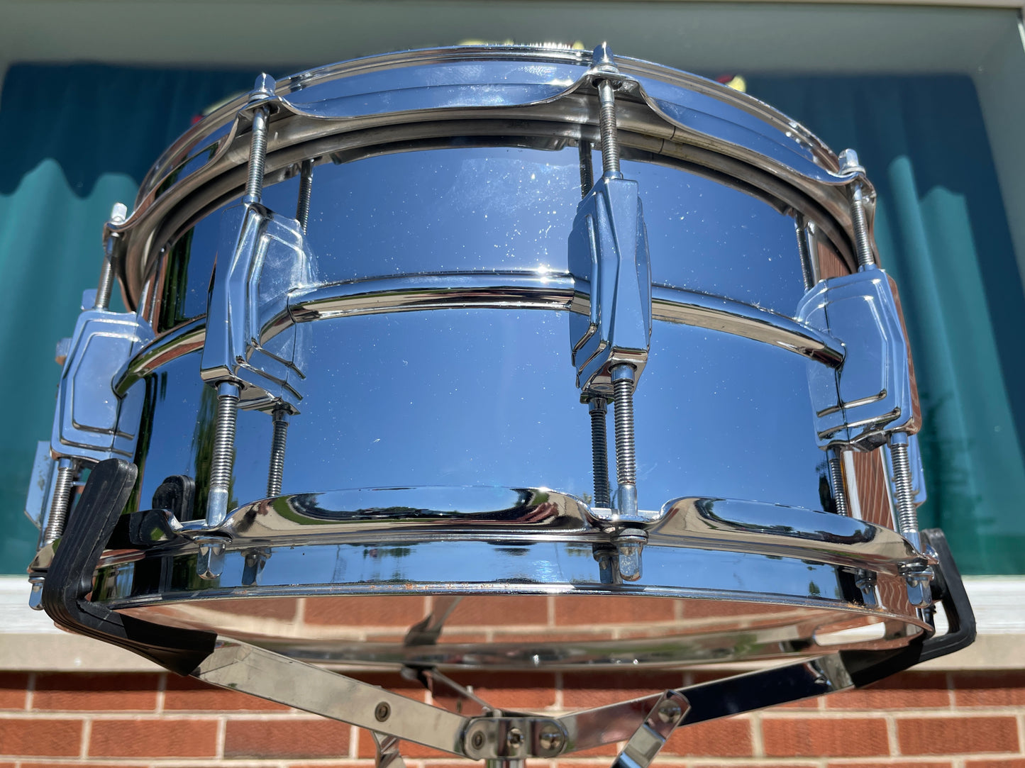 1970s-1980s Ludwig 6.5x14 LM402 Supraphonic Snare Drum