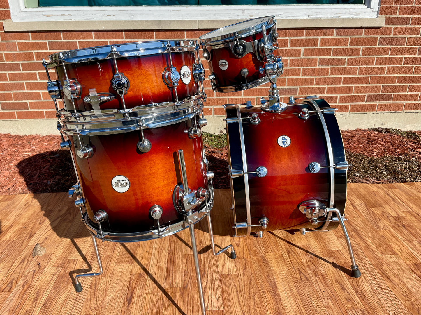 DW Design Series Frequent Flyer 4pc Shell Pack in Tobacco Burst 20/12/14/5x14sn