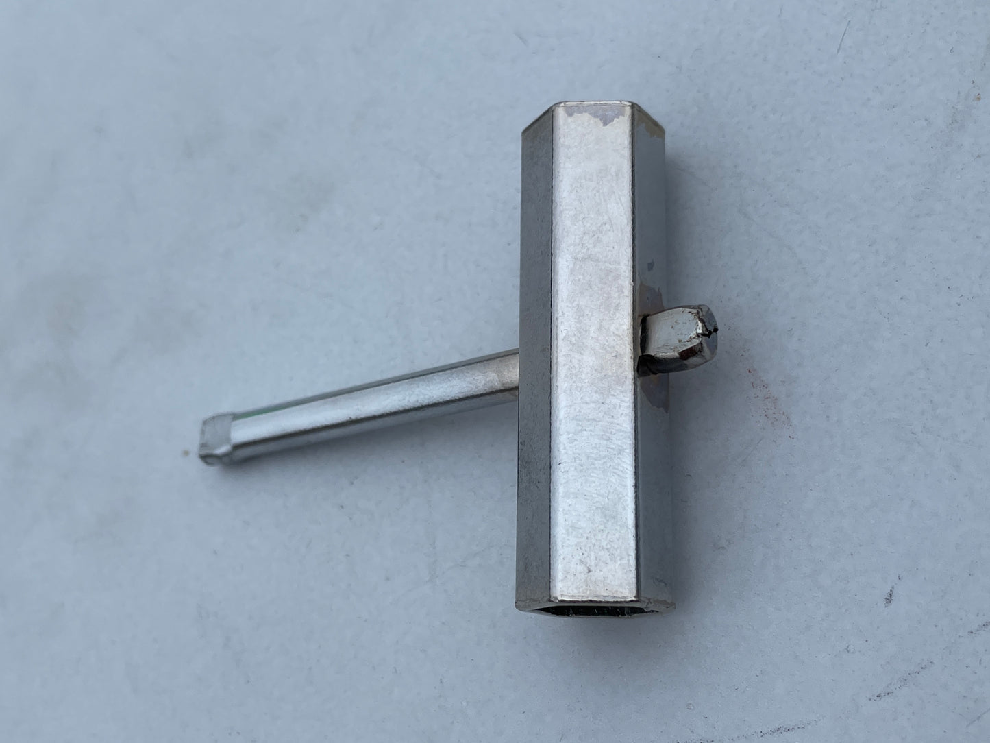 Vintage Ludwig Rail Consolette Hex Drum Key