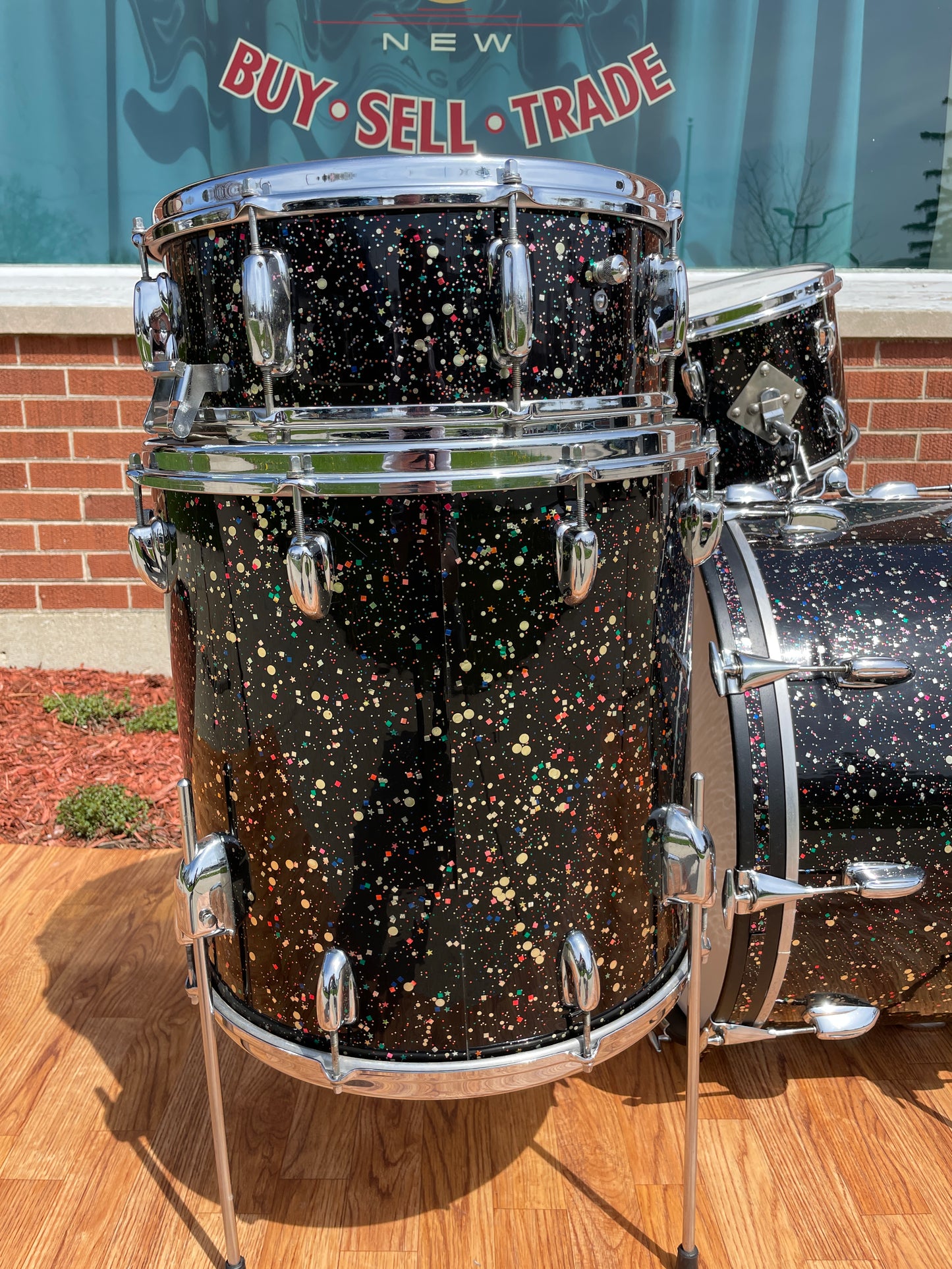 Early 1960s Slingerland Gene Krupa Deluxe Outfit No. 1-N Drum Set Mardi Gras Pearl 22/13/16/5.5x14