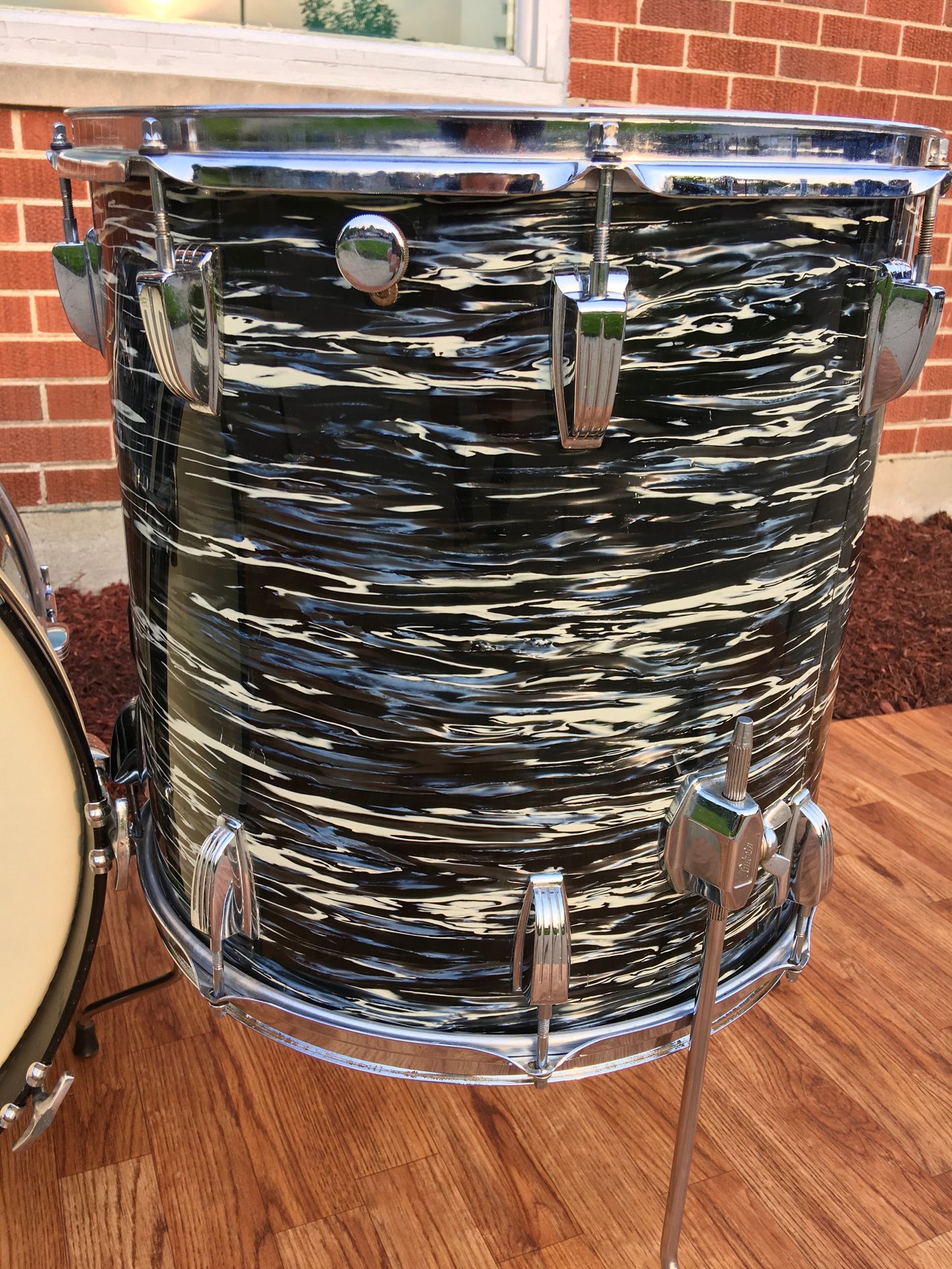 1969 Ludwig Oyster Black Pearl Super Classic