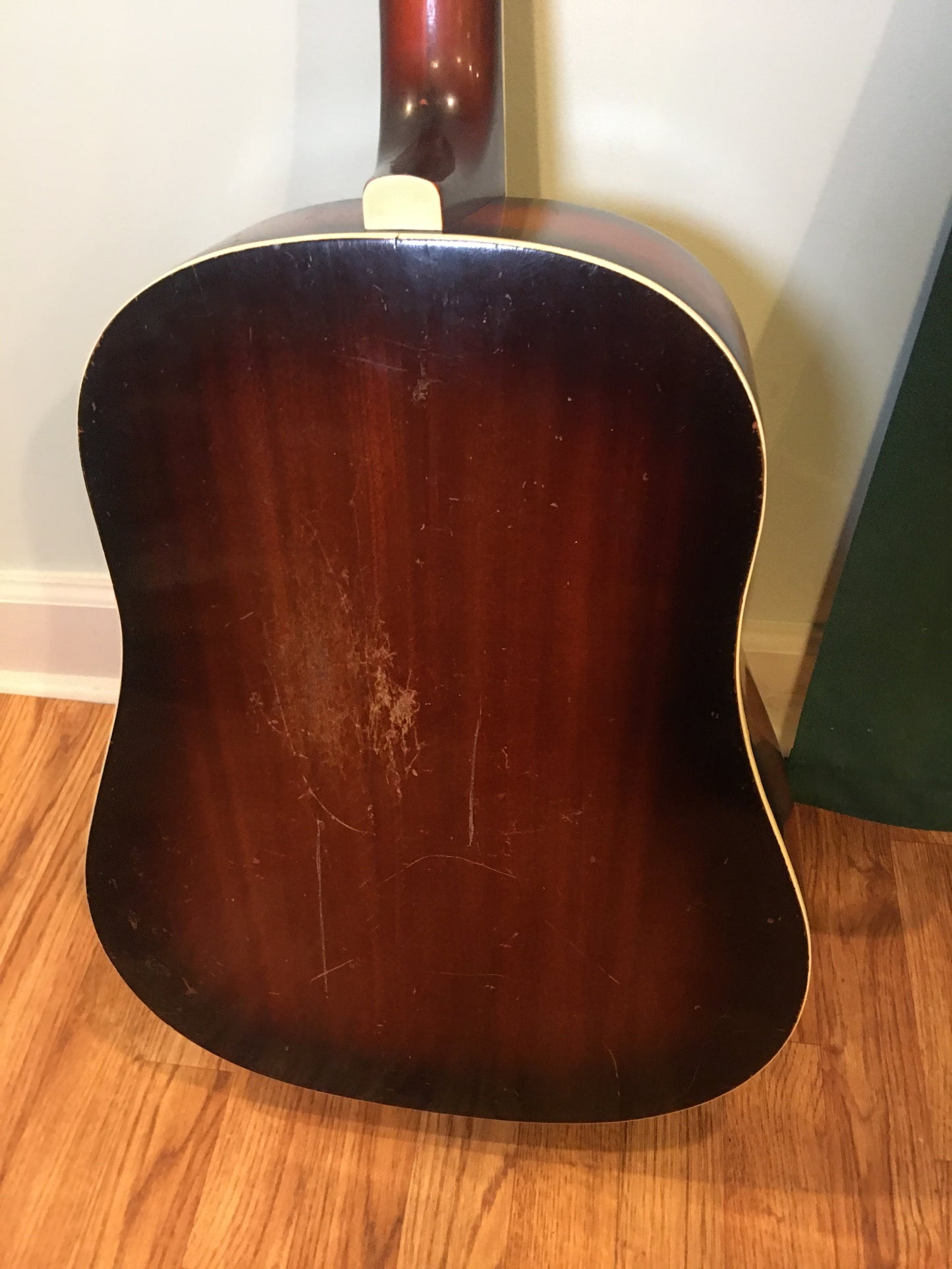 1951 Regal Milord Jumbo Acoustic Guitar Sunburst