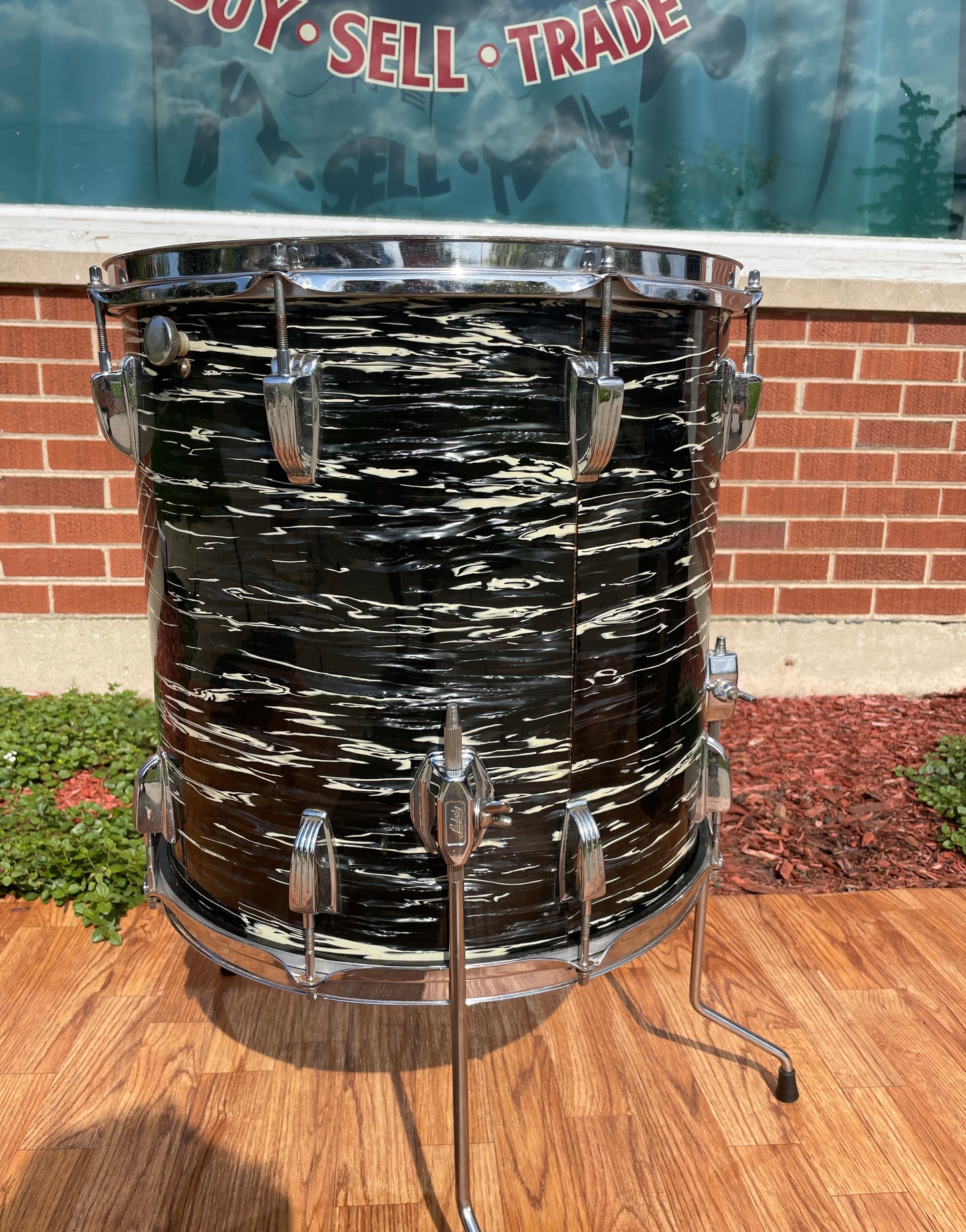 1970s Ludwig Drum Set Oyster Black Pearl 24/13/16/18