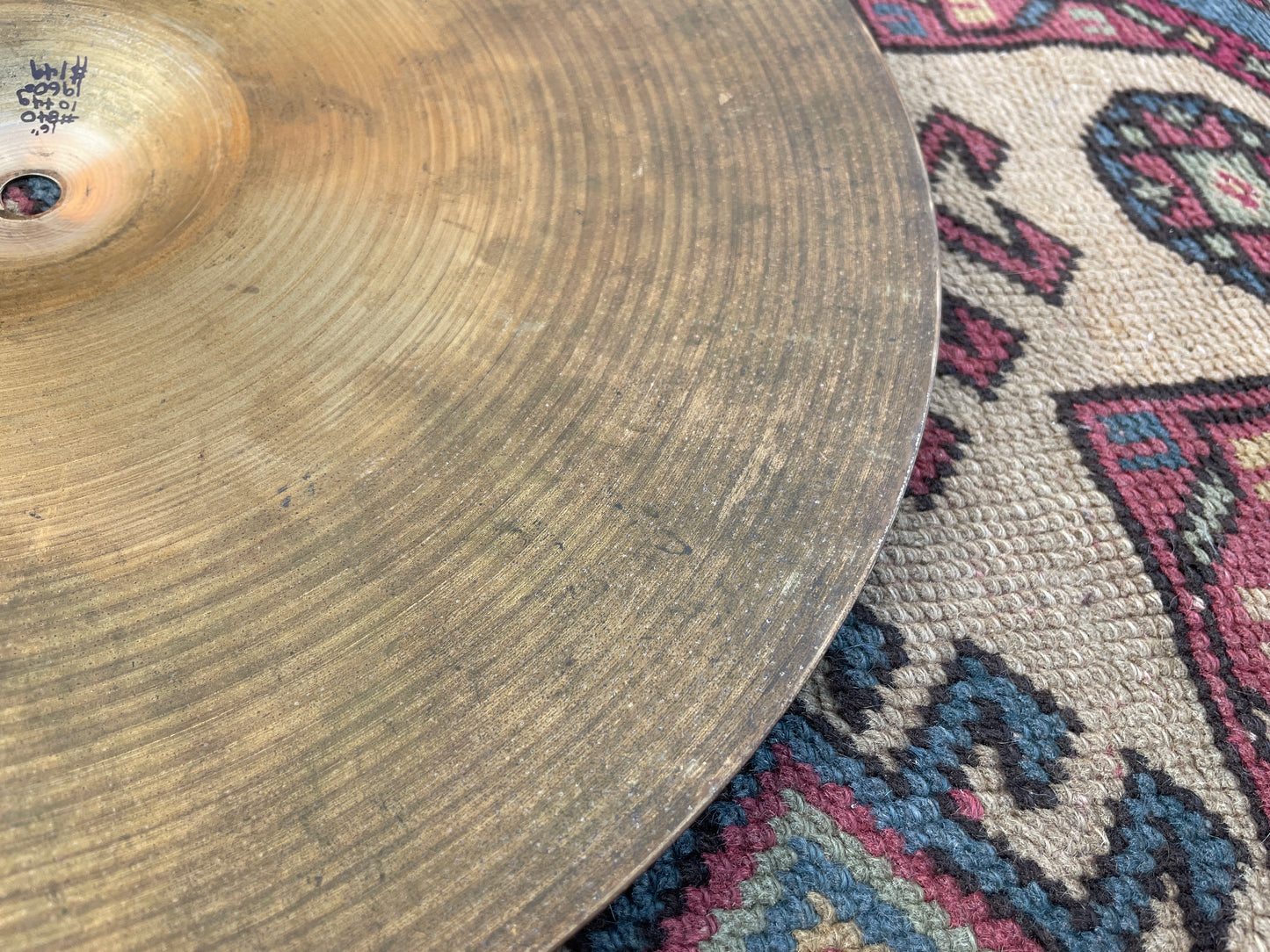 16" Zildjian A 1960s Crash Cymbal 1044g #840
