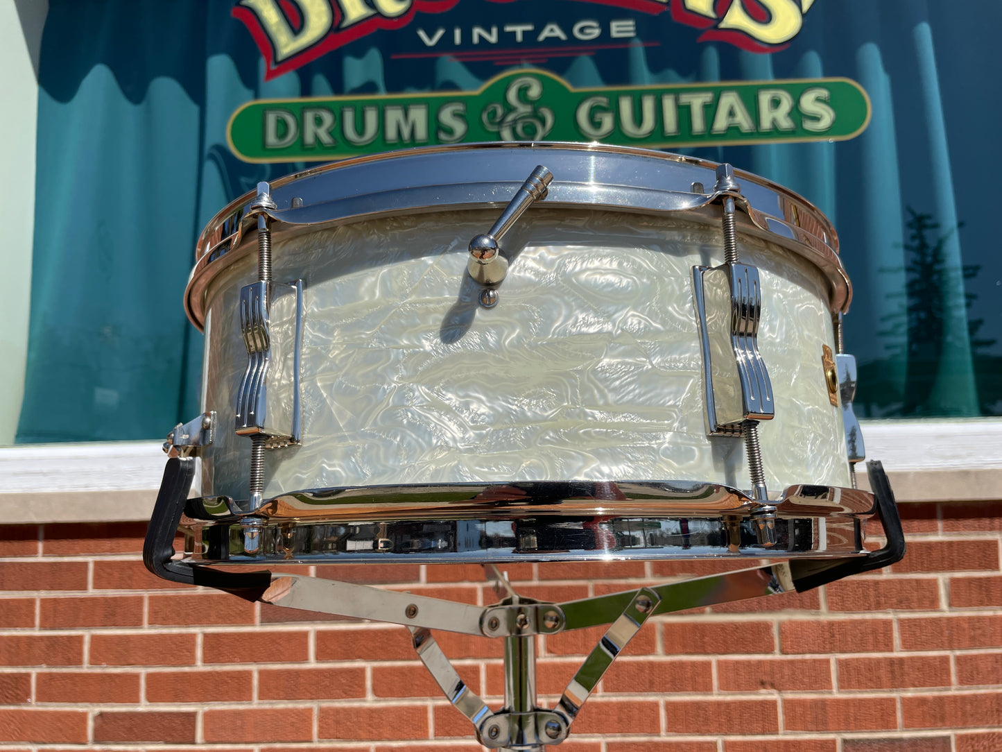 1965 Ludwig 5x14 Pioneer Snare Drum White Marine Pearl