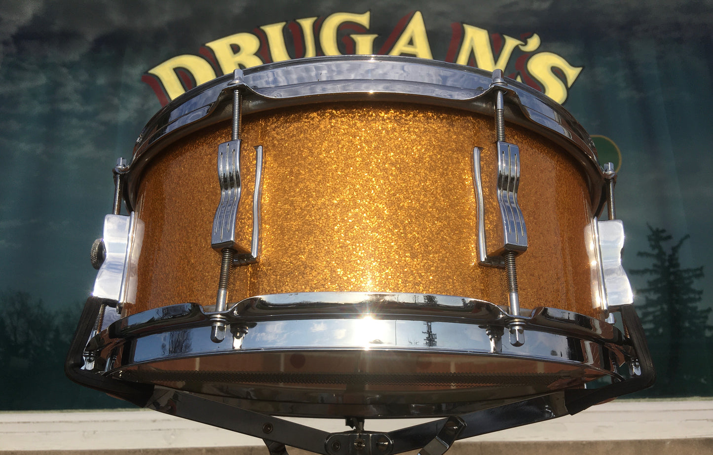 1964 Ludwig 5.5x14 Super Classic 8 Lug Snare Drum Gold Sparkle